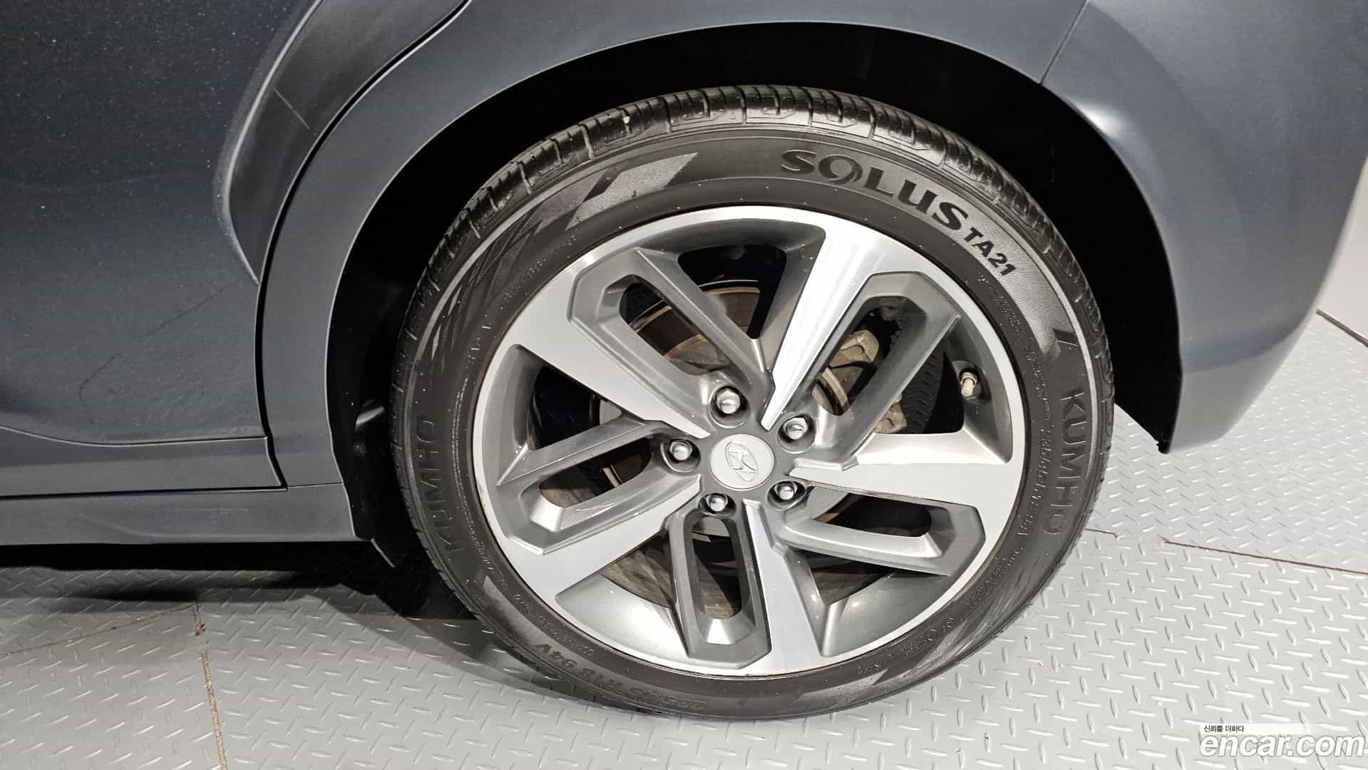 Kona Hyundai 2019.10-OUTER-031