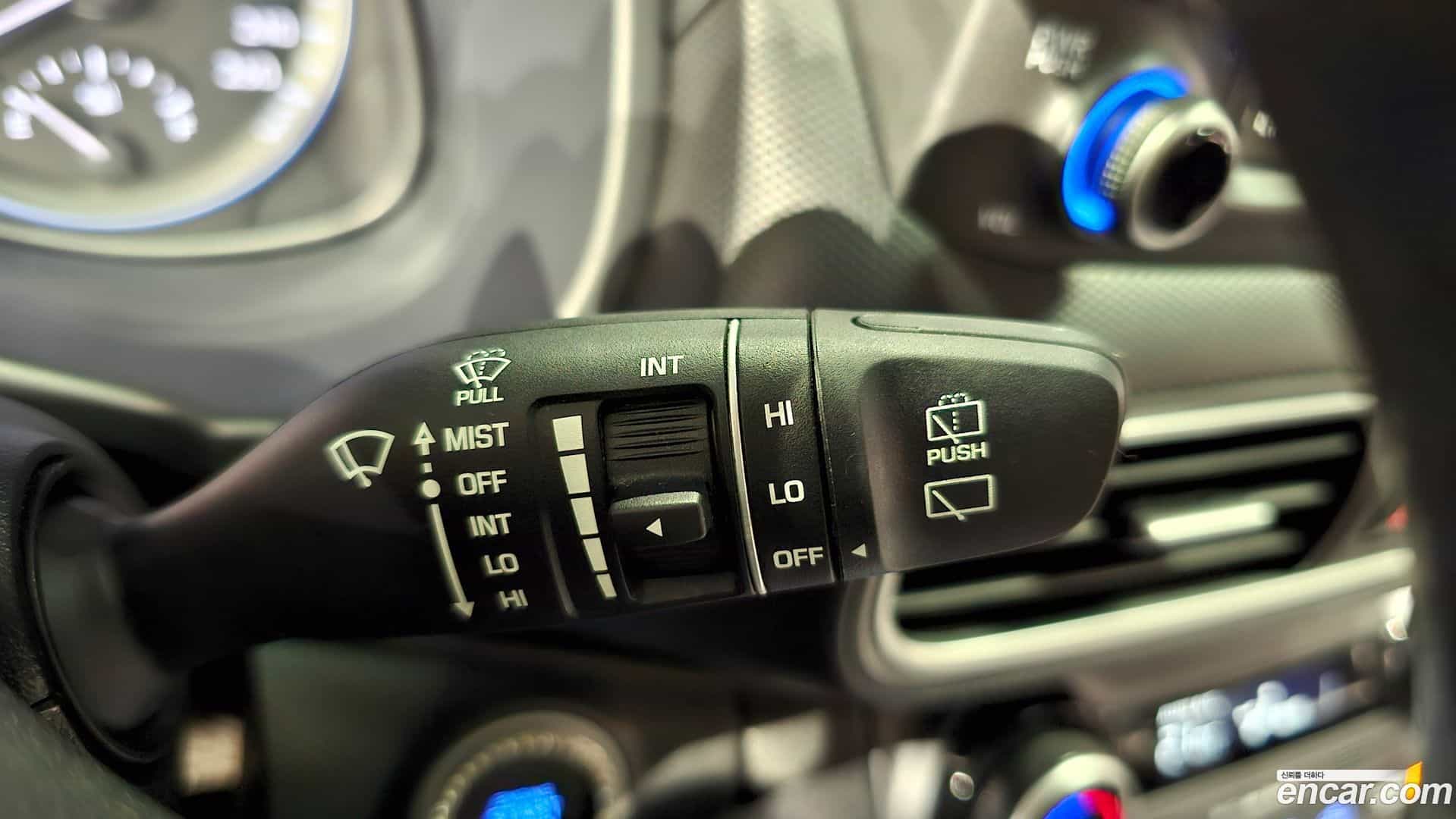 Kona Hyundai 2019.10-OPTION-040