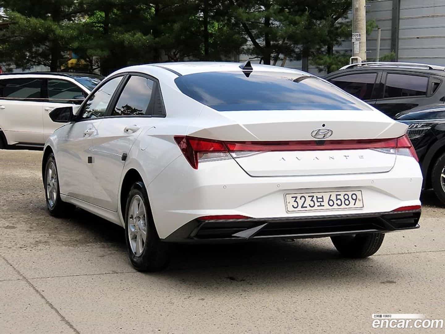 AVANTE Hyundai 2022.0-OUTER-003