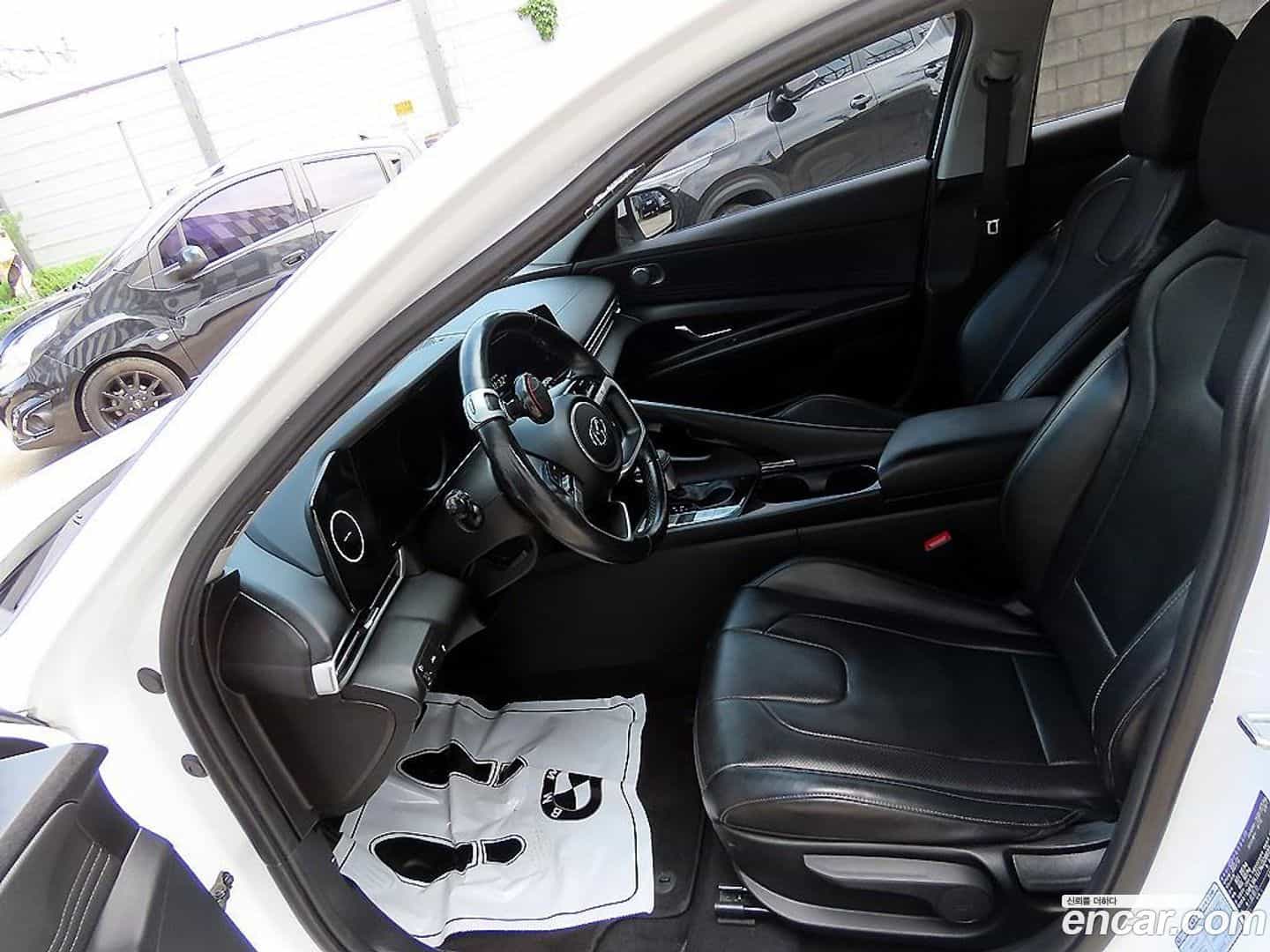 AVANTE Hyundai 2022.0-OUTER-005