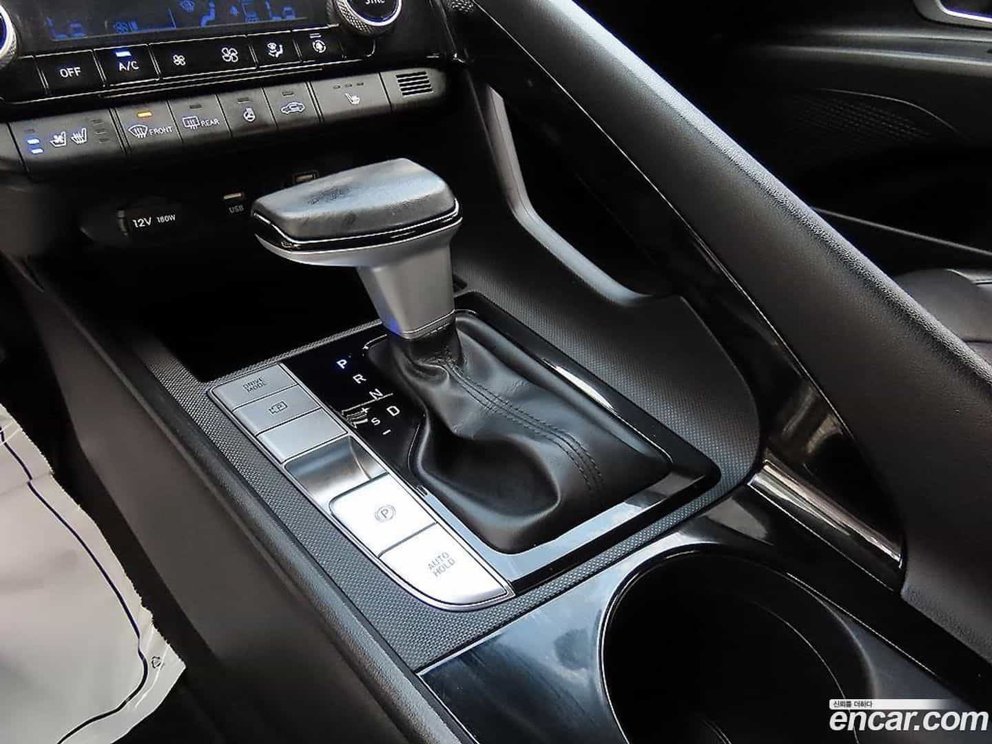 AVANTE Hyundai 2022.0-INNER-010