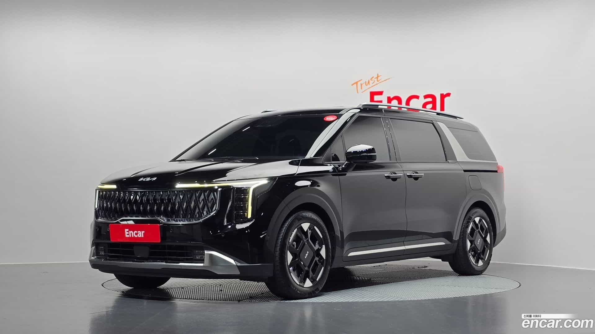 Canival Kia 2024.11-OUTER-001