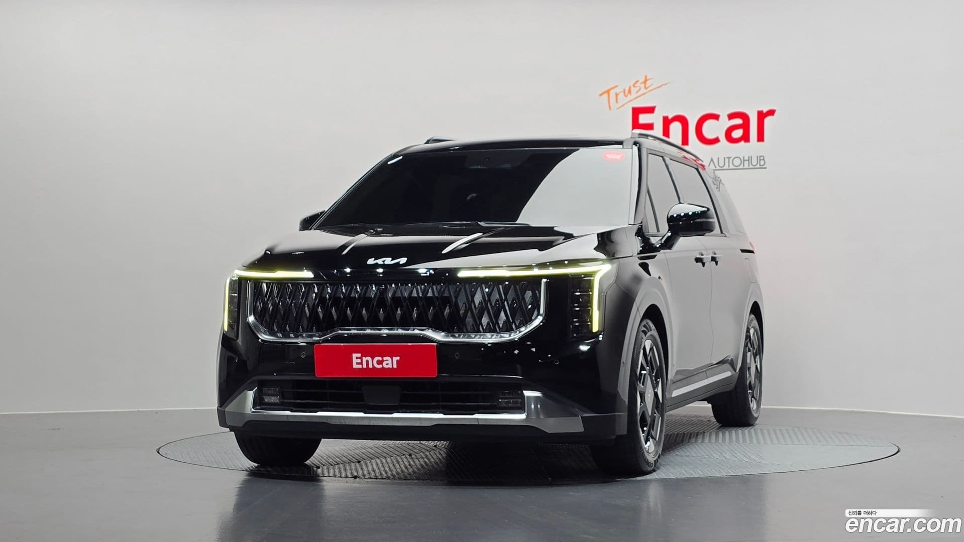 Main__Slider__Photo:Canival Kia 2024.11-2