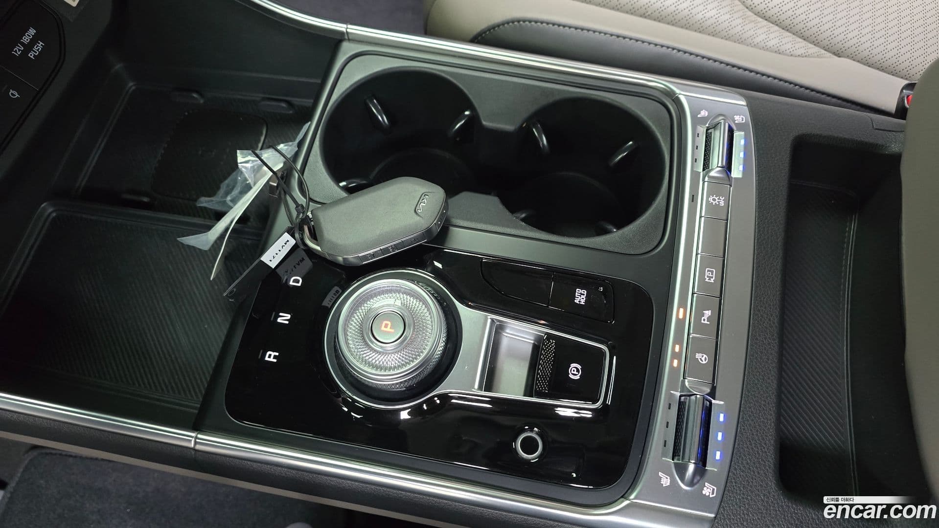 Main__Slider__Photo:Canival Kia 2024.11-8