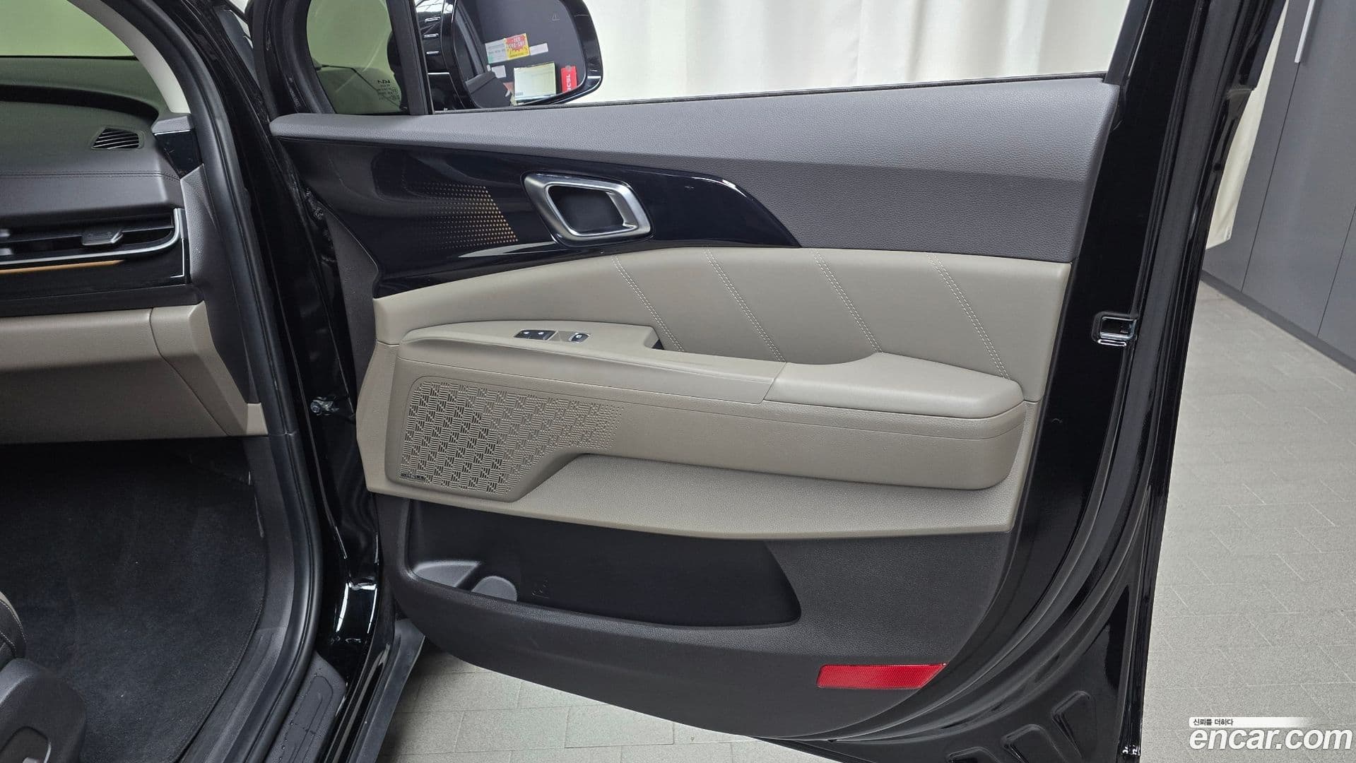 Main__Slider__Photo:Canival Kia 2024.11-24