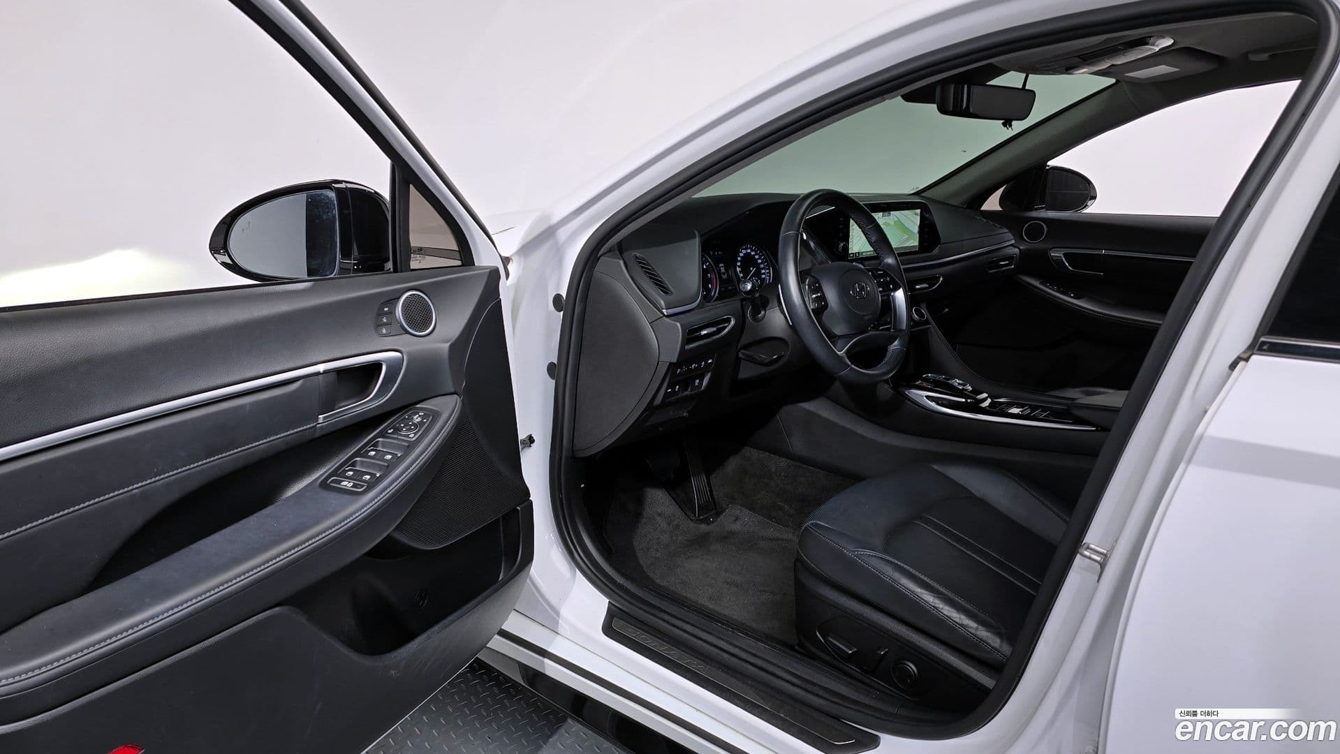 Main__Slider__Photo:Sonata Hyundai 2022.9-9