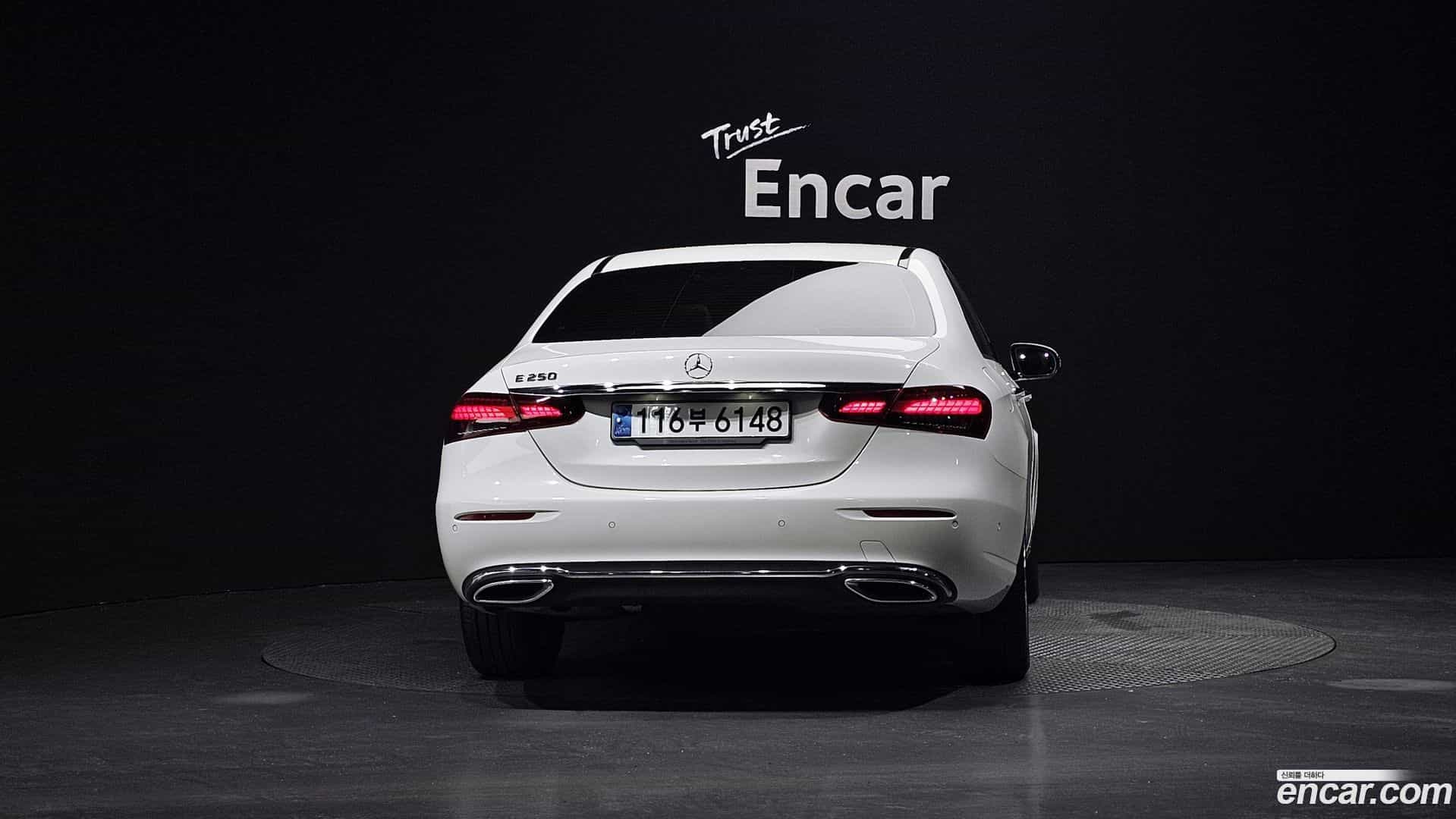 E-Class Mercedes-Benz 2020.11-OUTER-004