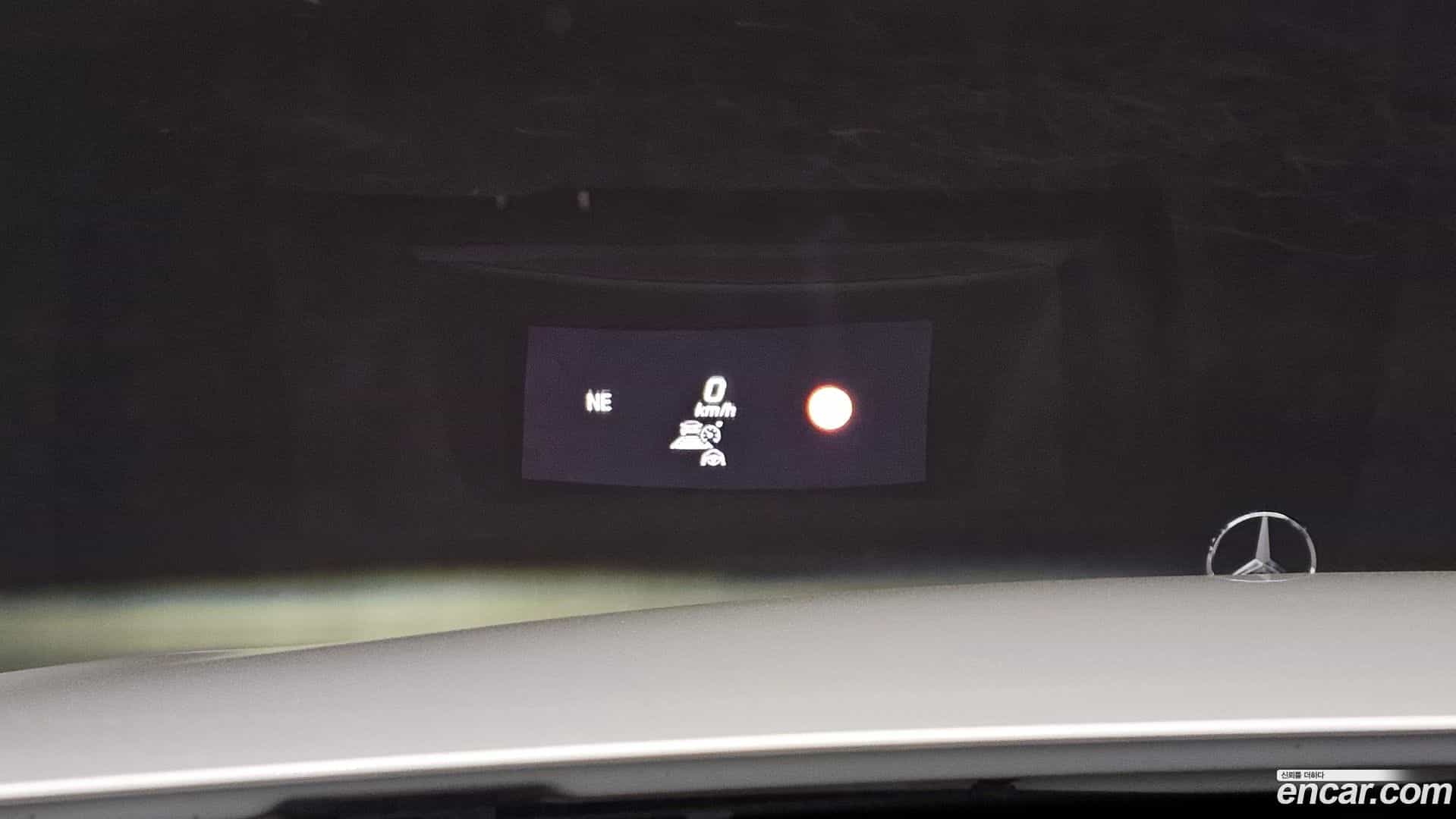 E-Class Mercedes-Benz 2020.11-OPTION-022