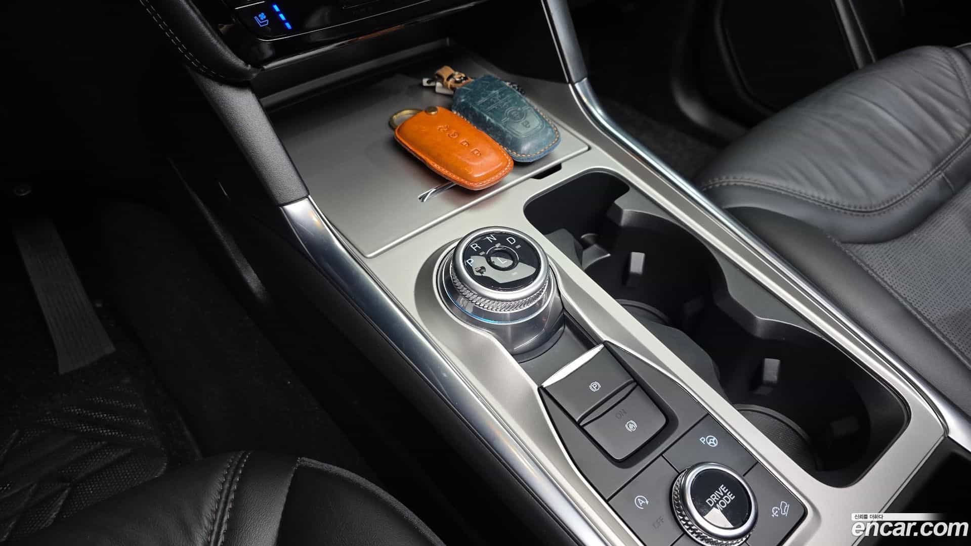 Explorer Ford 2022.4-INNER-009