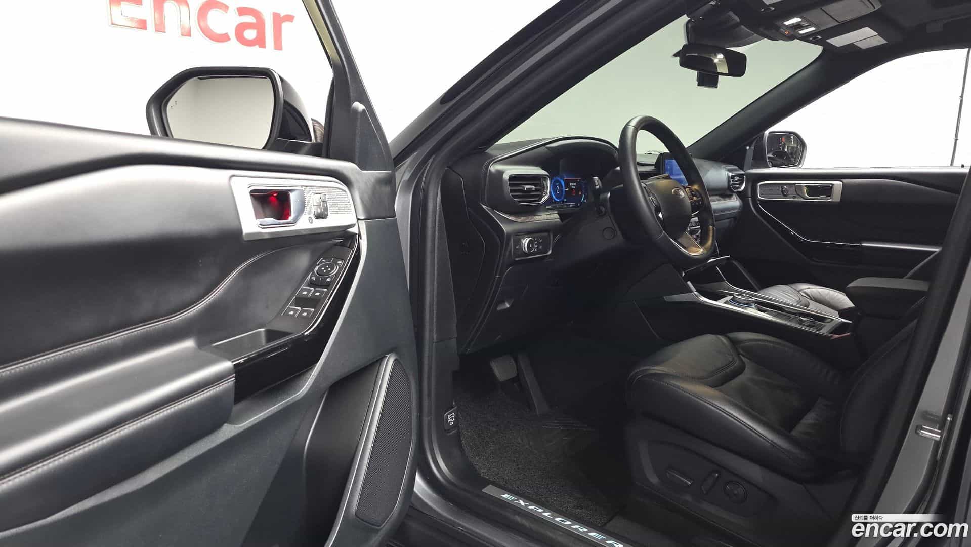 Explorer Ford 2022.4-OPTION-015