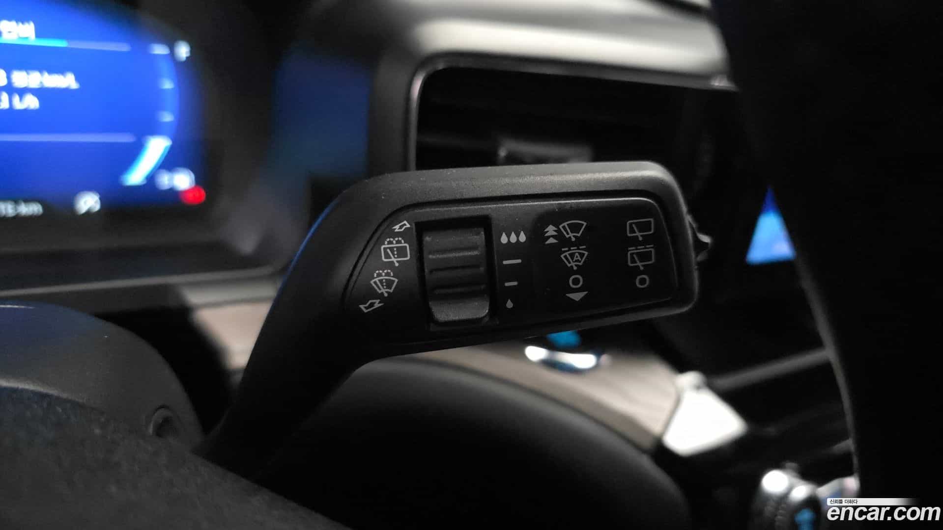 Explorer Ford 2022.4-OPTION-041
