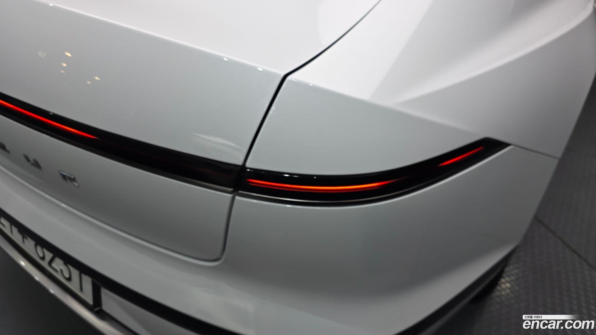 Main__Slider__Photo:Grandeur Hyundai 2023.5-23