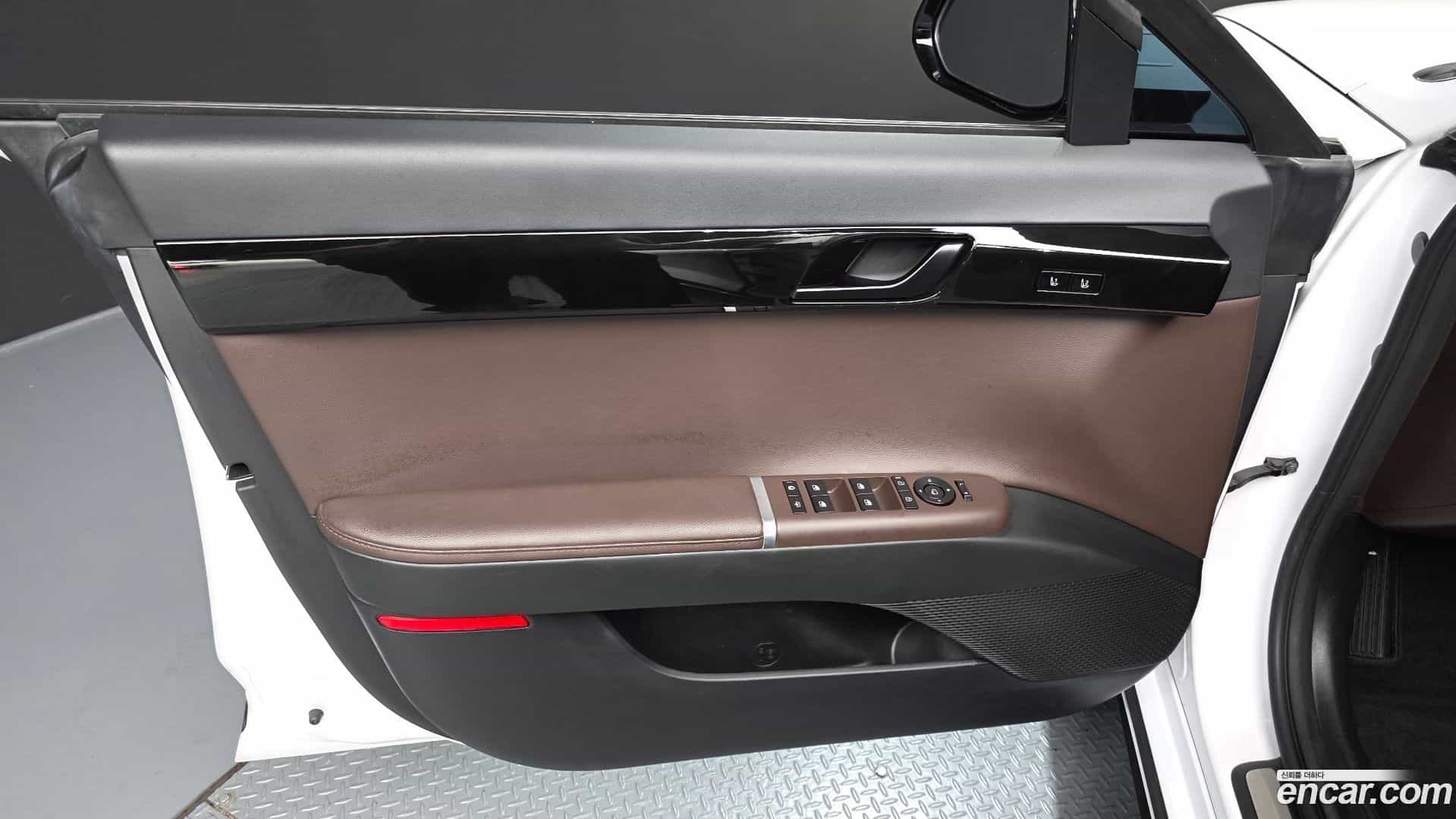 Grandeur Hyundai 2023.5-INNER-034