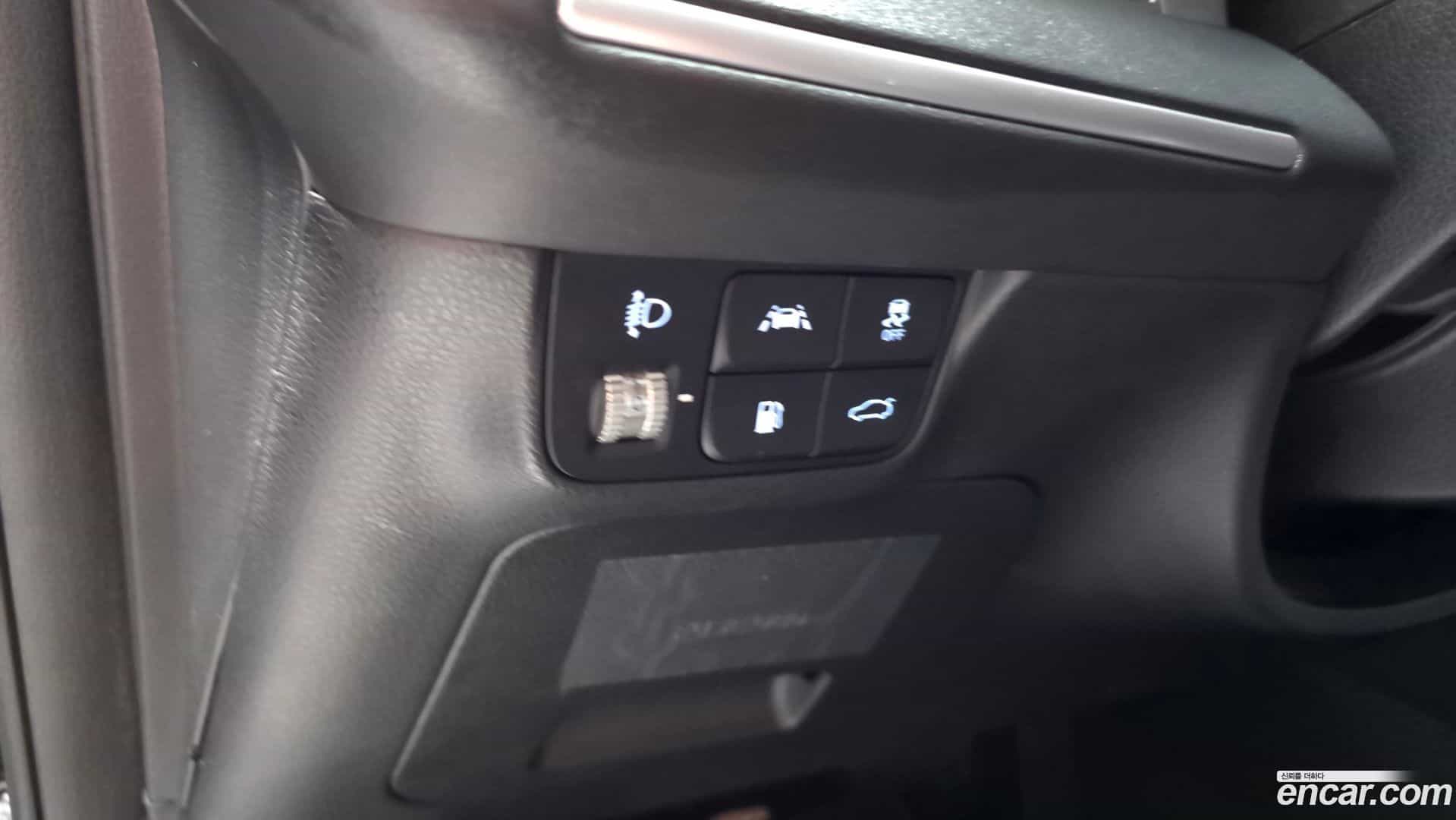 Grandeur Hyundai 2022.4-OPTION-040