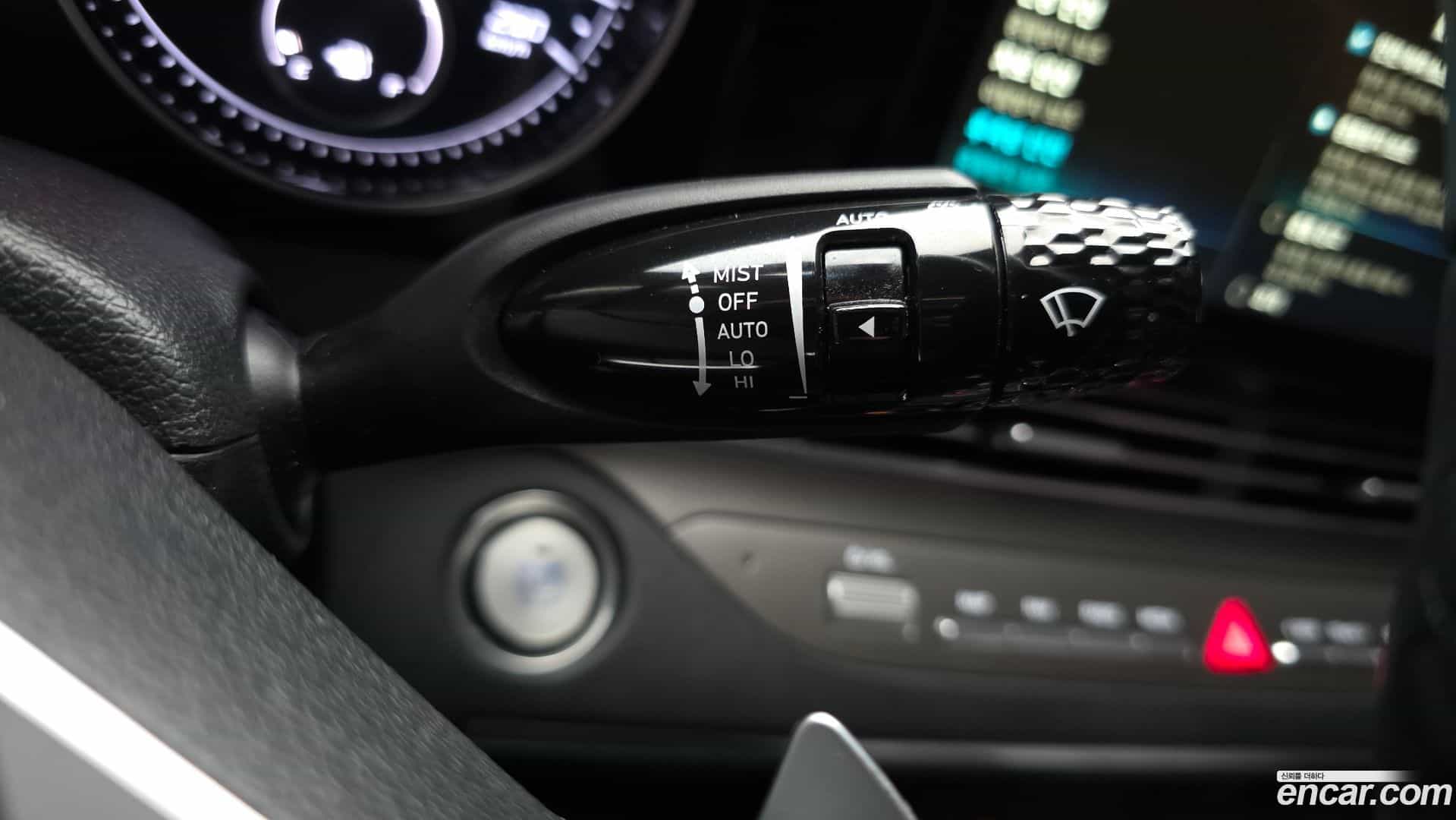 Grandeur Hyundai 2022.4-OPTION-041
