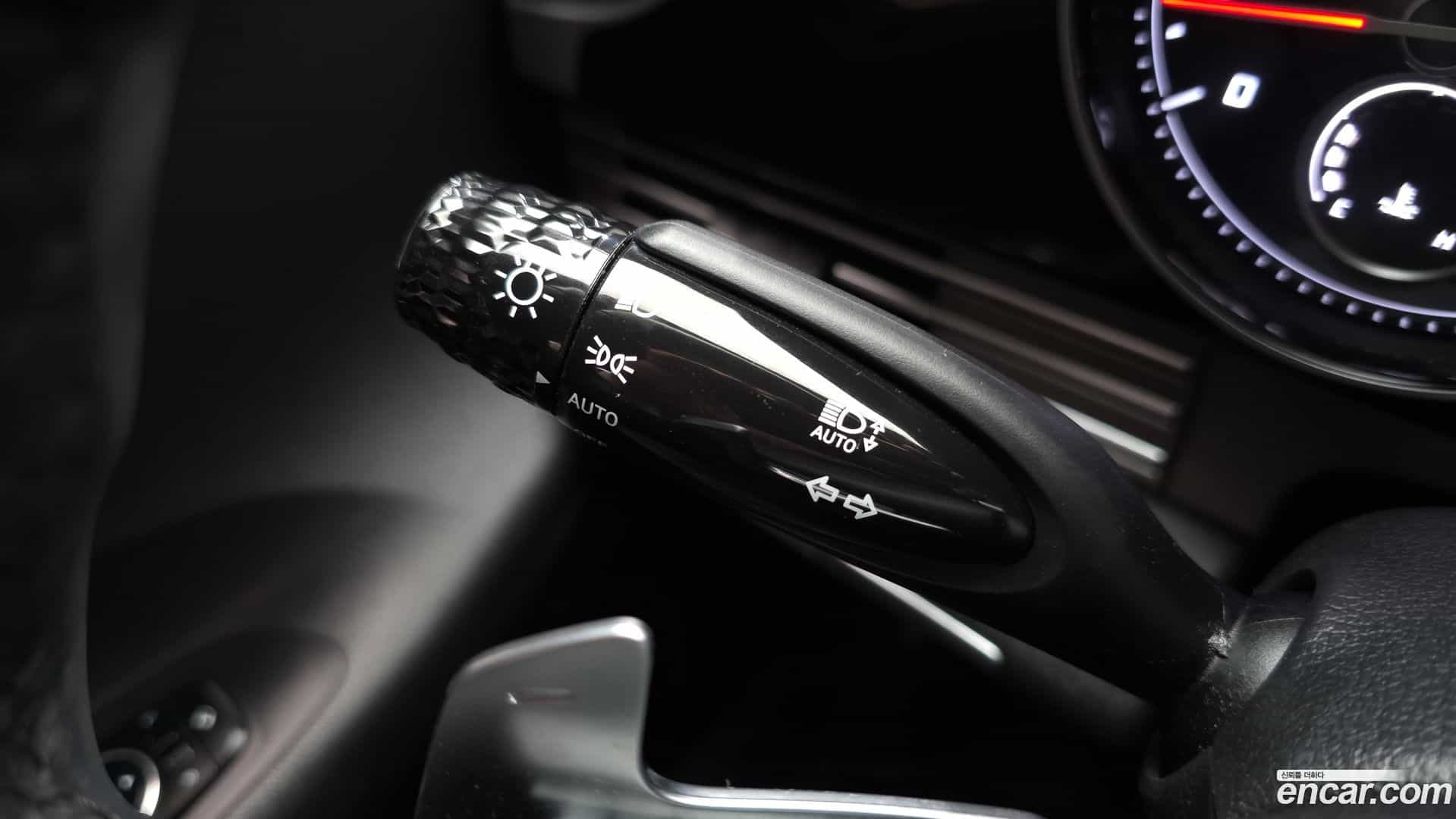 Grandeur Hyundai 2022.4-OPTION-043