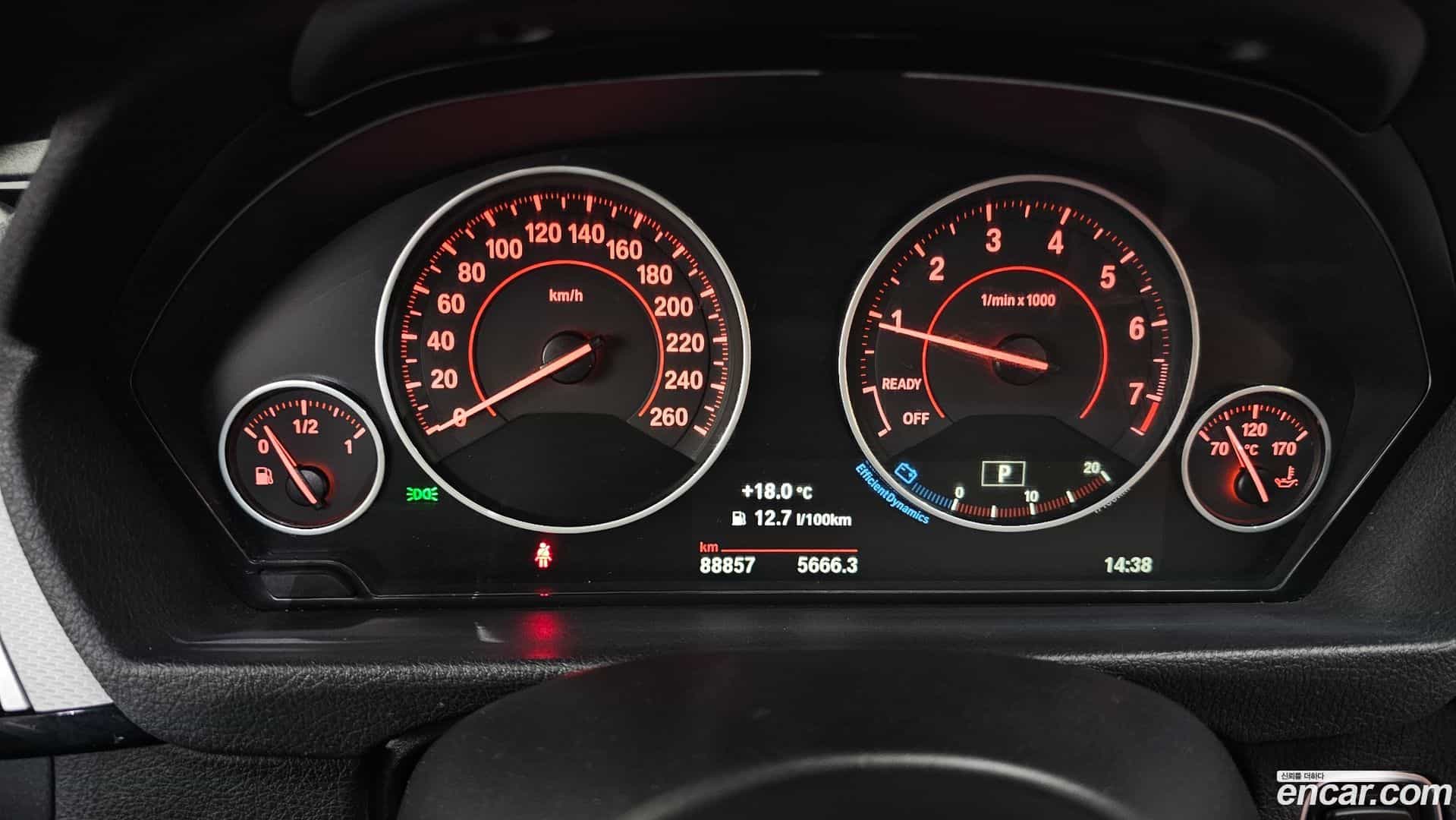 3-Series BMW 2016.9-INNER-008