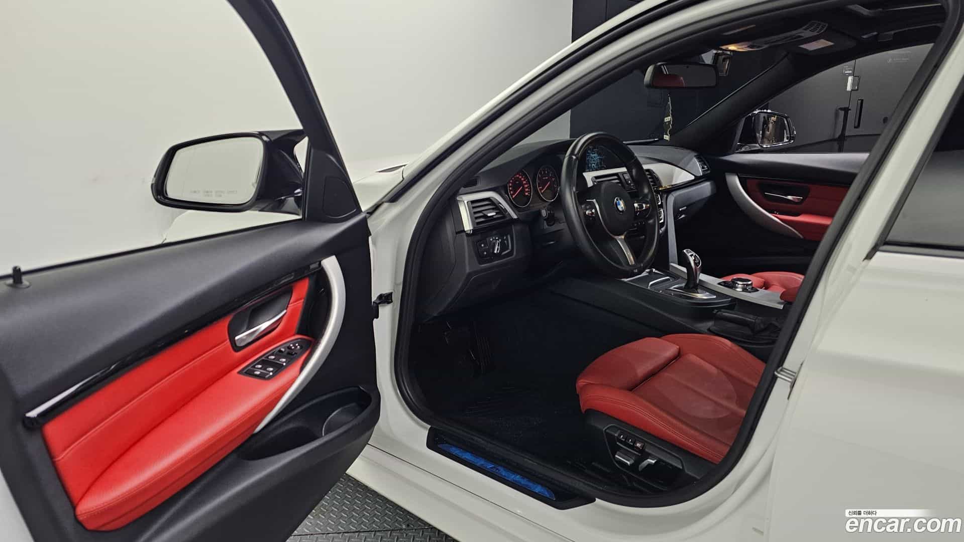 3-Series BMW 2016.9-INNER-010