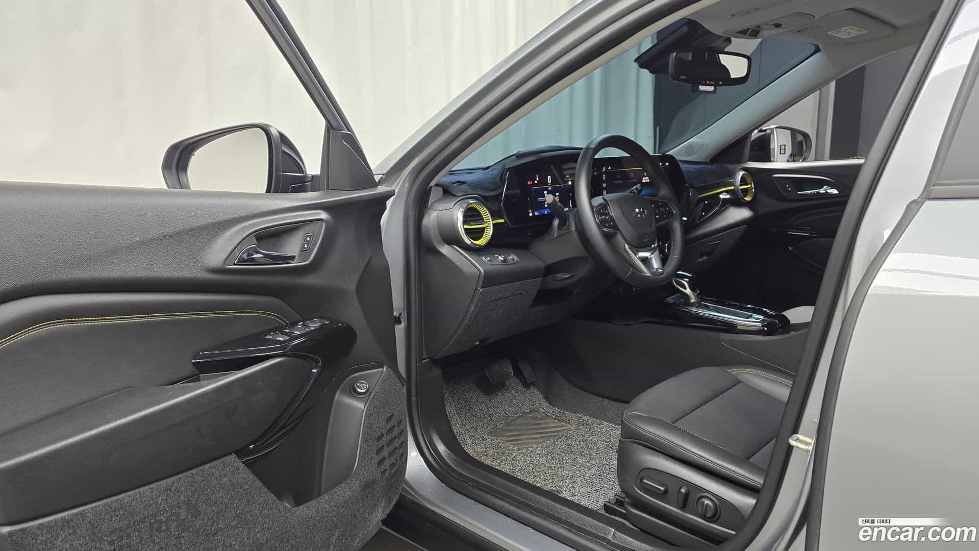 Trax Chevrolet 2024.9-INNER-010