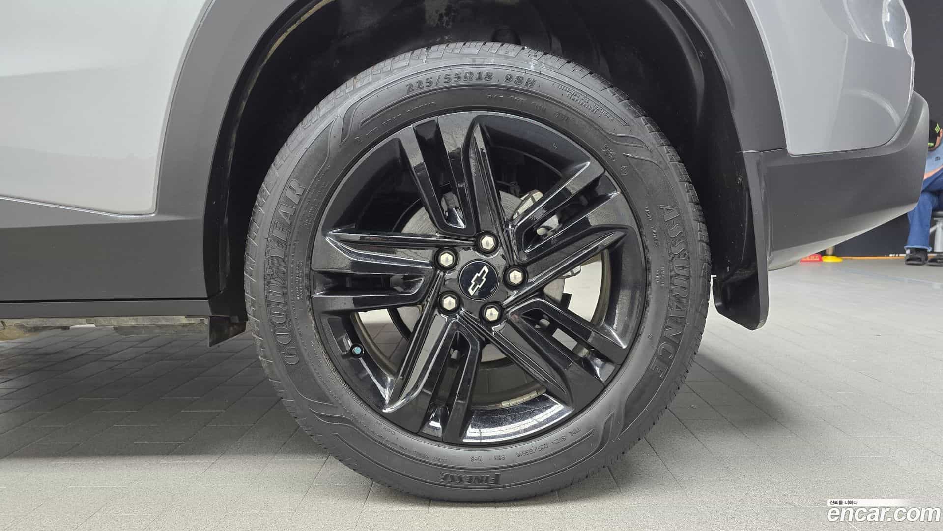 Trax Chevrolet 2024.9-OUTER-031