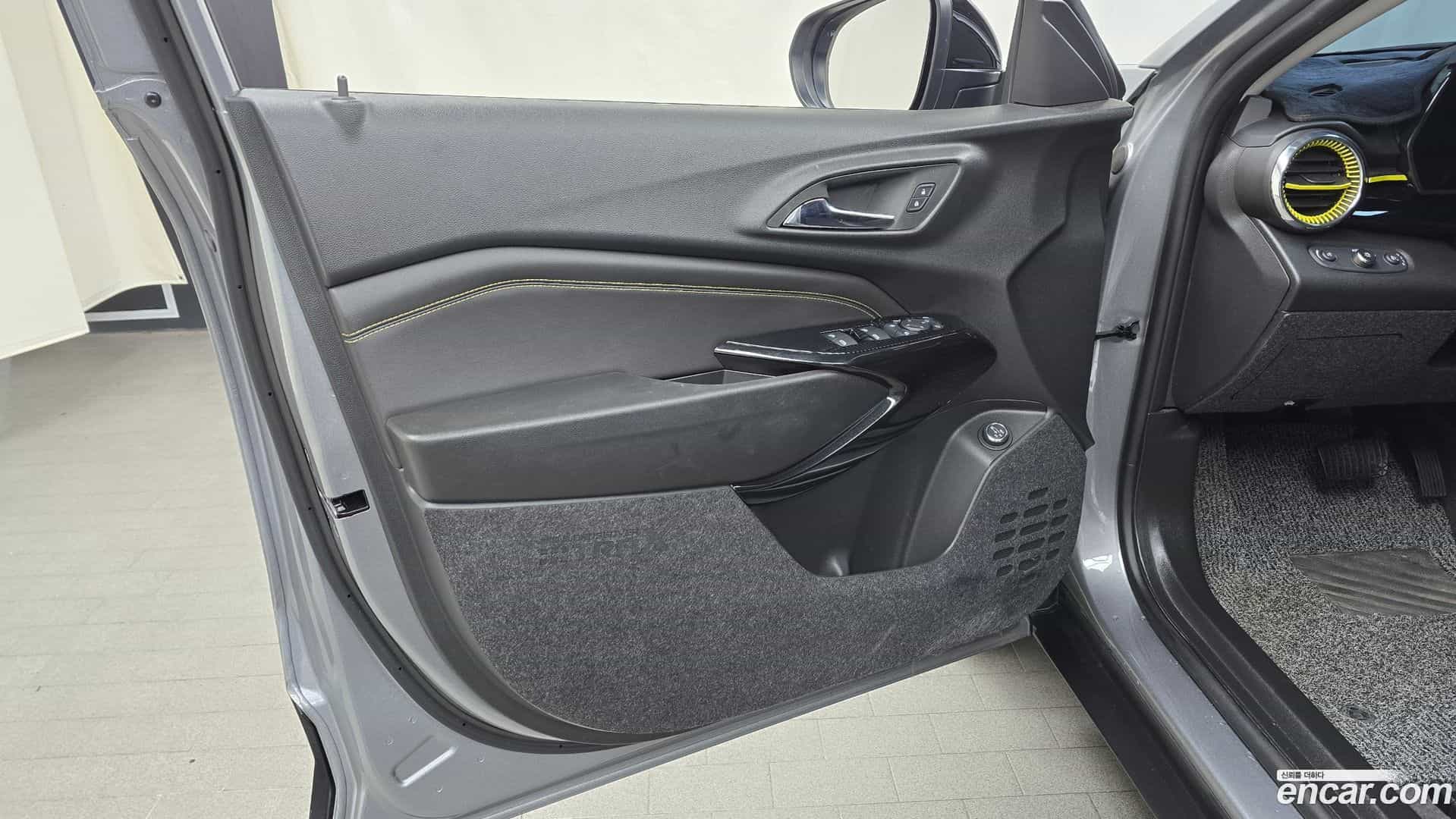 Trax Chevrolet 2024.9-INNER-034
