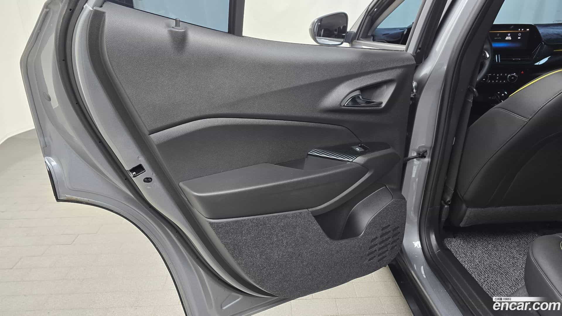 Trax Chevrolet 2024.9-INNER-035