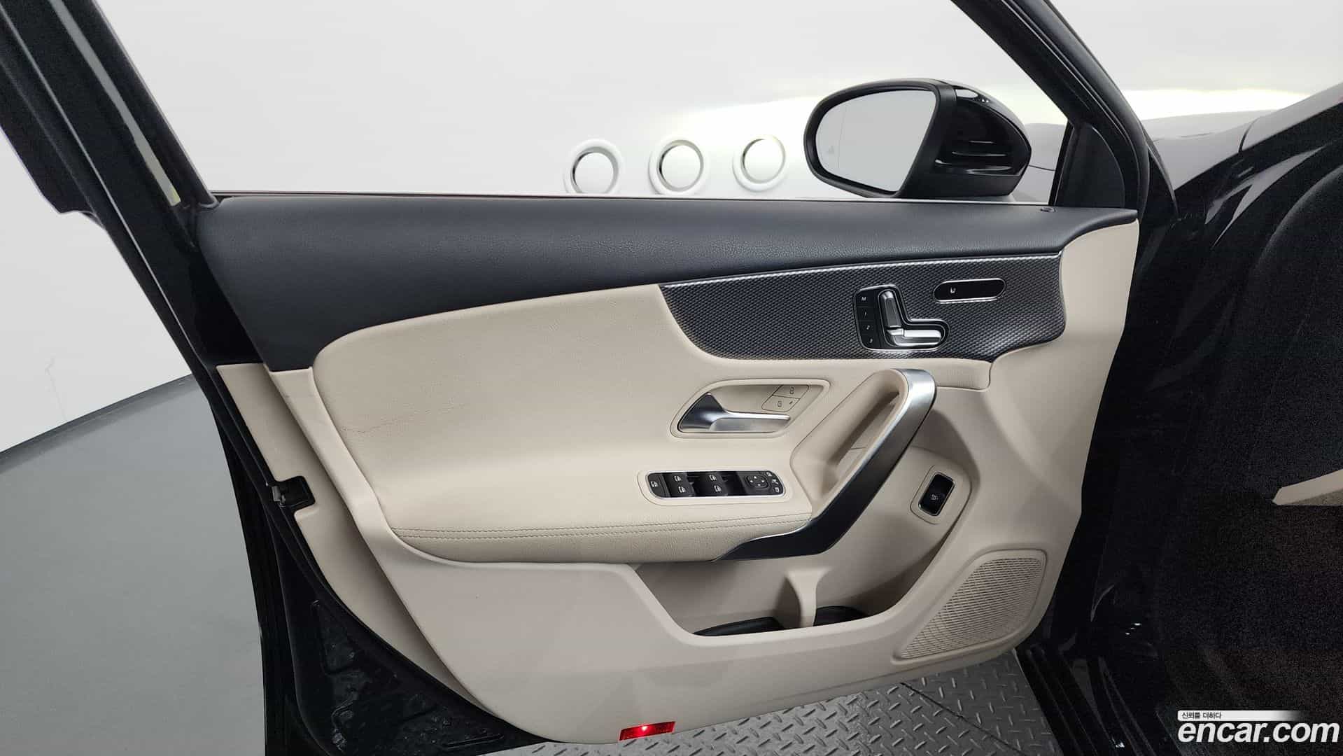 A-Class Mercedes-Benz 2021.1-INNER-034