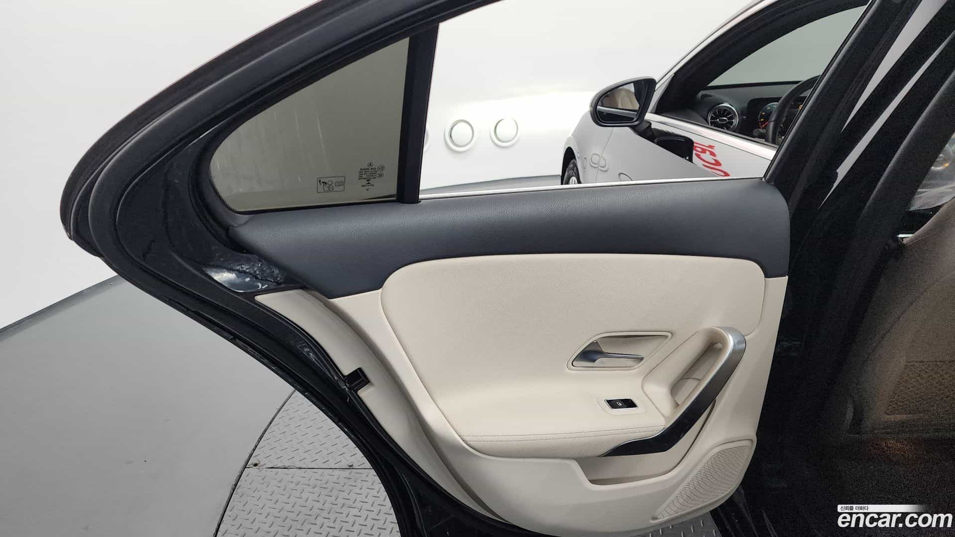 A-Class Mercedes-Benz 2021.1-INNER-035