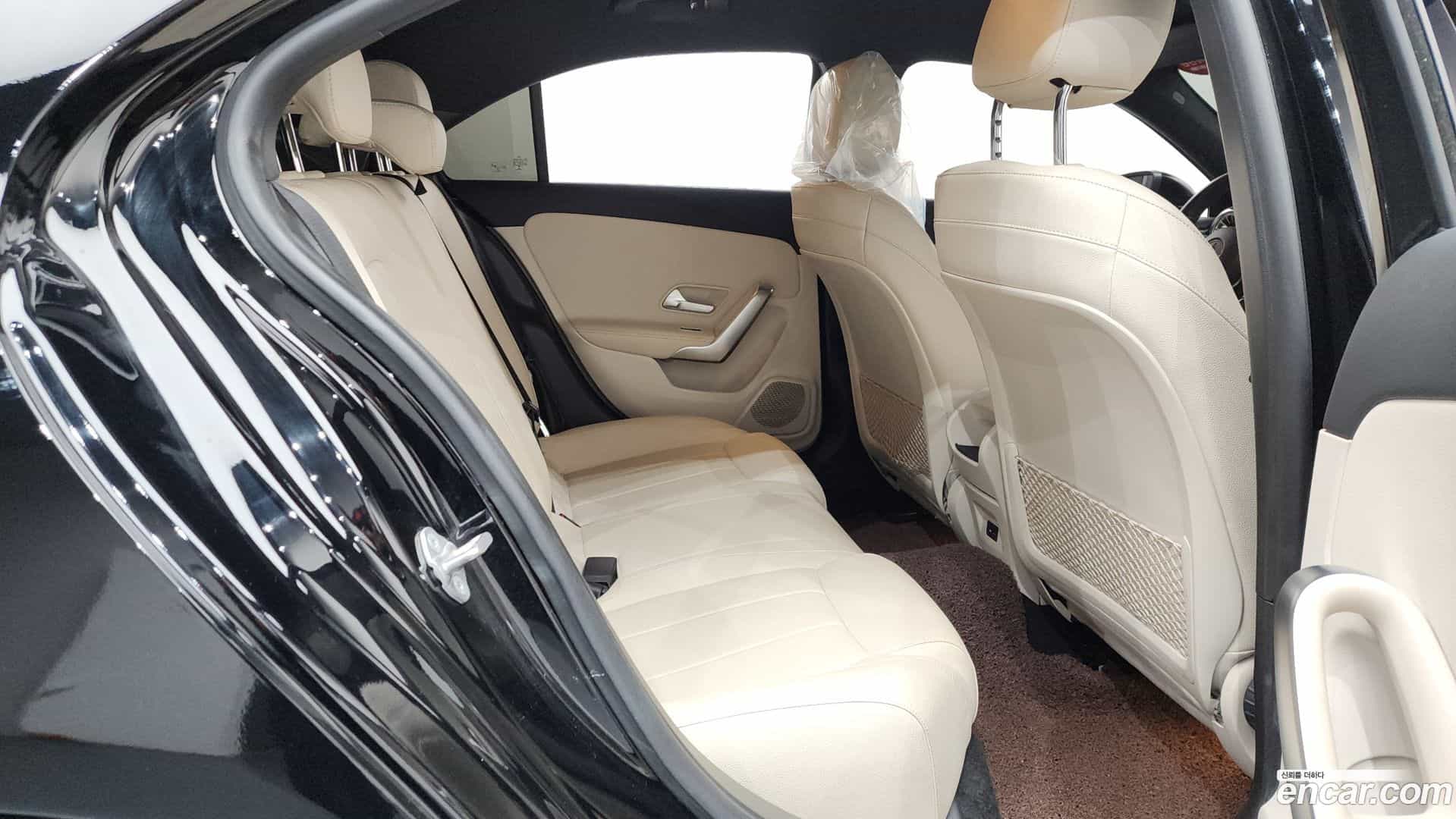 A-Class Mercedes-Benz 2021.1-OPTION-043