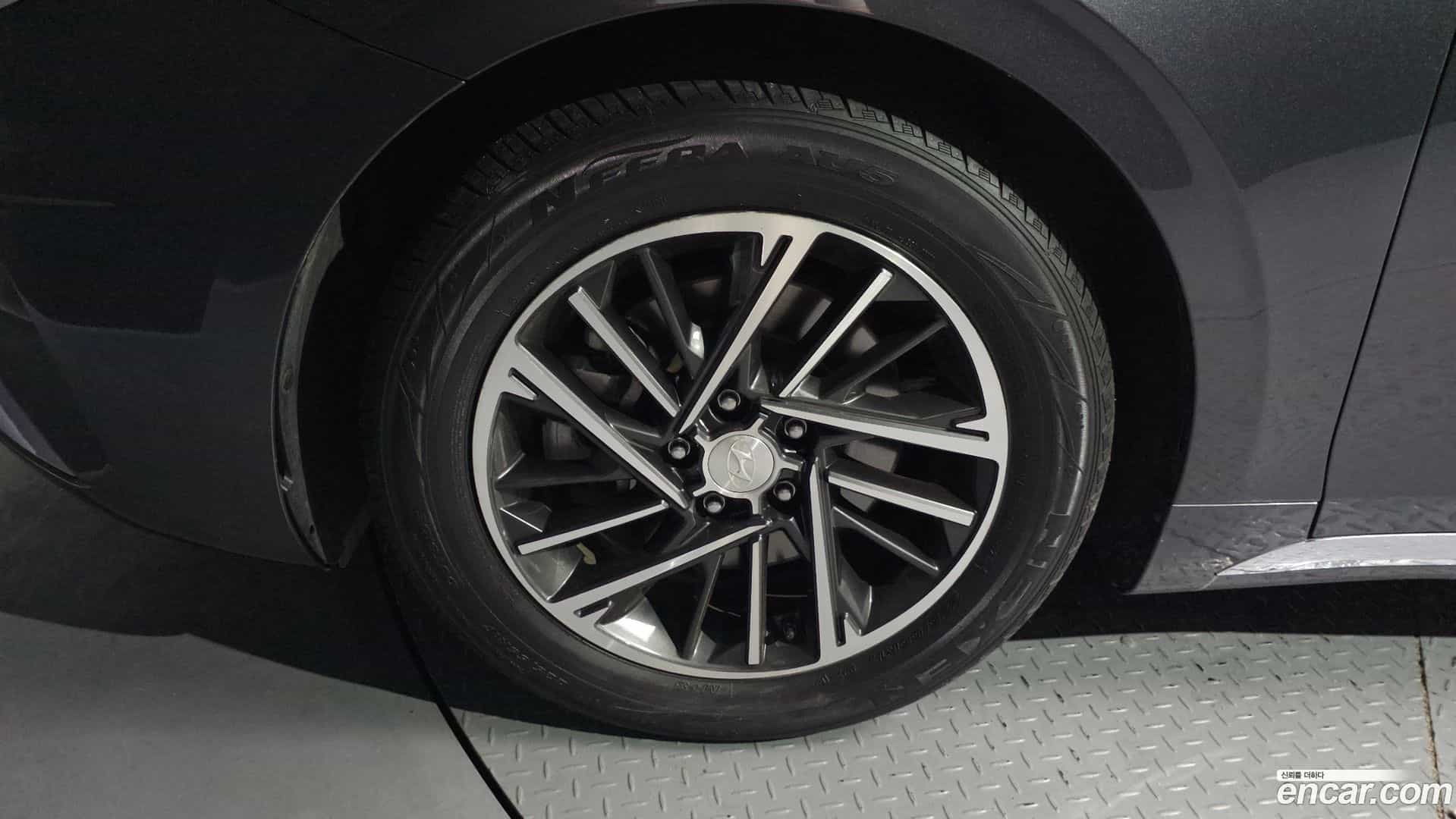 Grandeur Hyundai 2021.2-OUTER-005