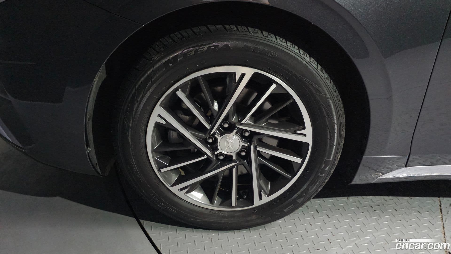Main__Slider__Photo:Grandeur Hyundai 2021.2-4