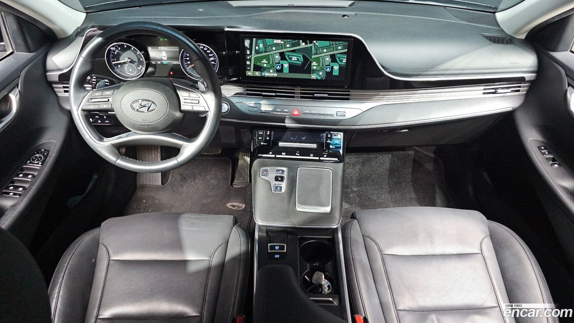 Main__Slider__Photo:Grandeur Hyundai 2021.2-6
