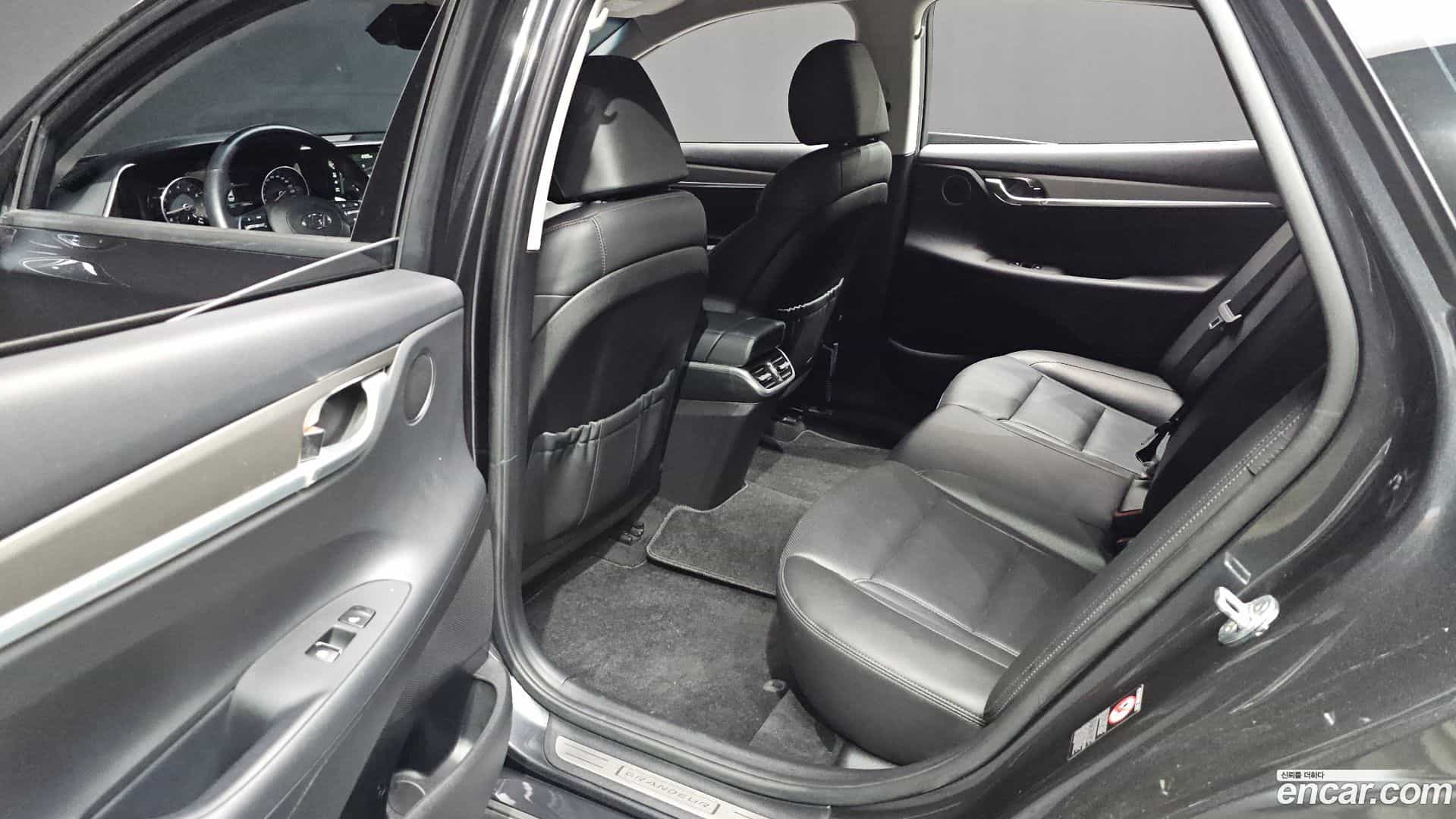 Grandeur Hyundai 2021.2-OPTION-015