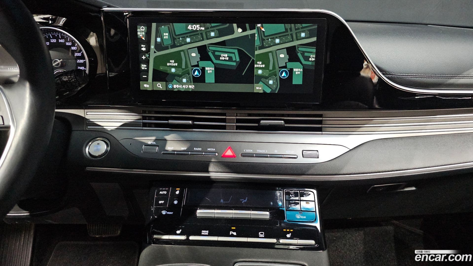 Main__Slider__Photo:Grandeur Hyundai 2021.2-12