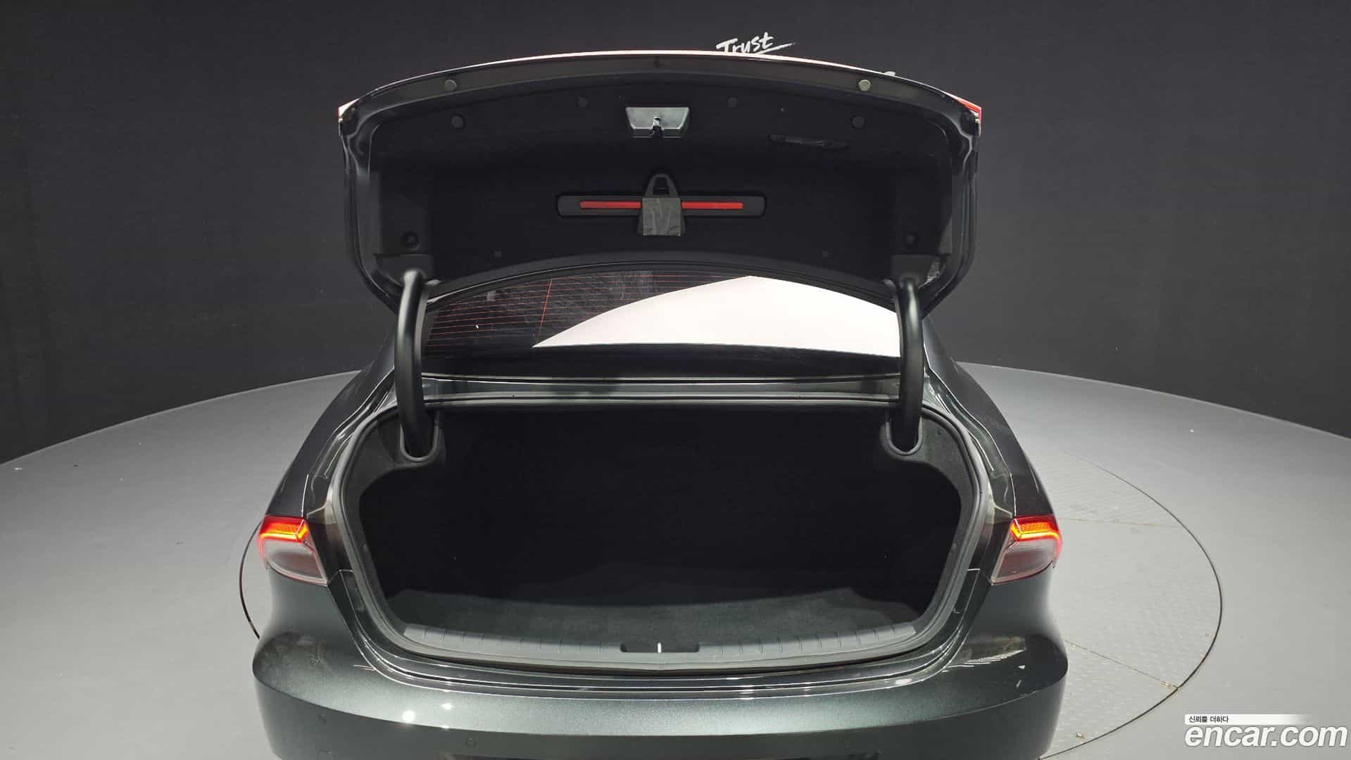 Grandeur Hyundai 2021.2-OPTION-024
