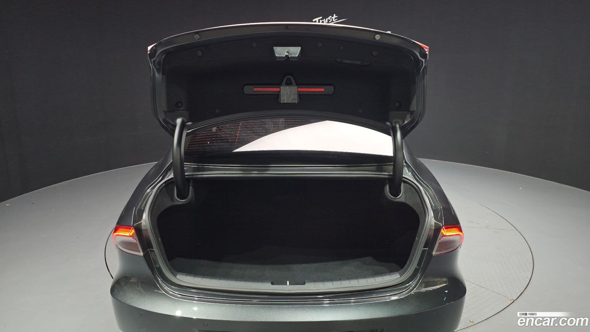 Main__Slider__Photo:Grandeur Hyundai 2021.2-19
