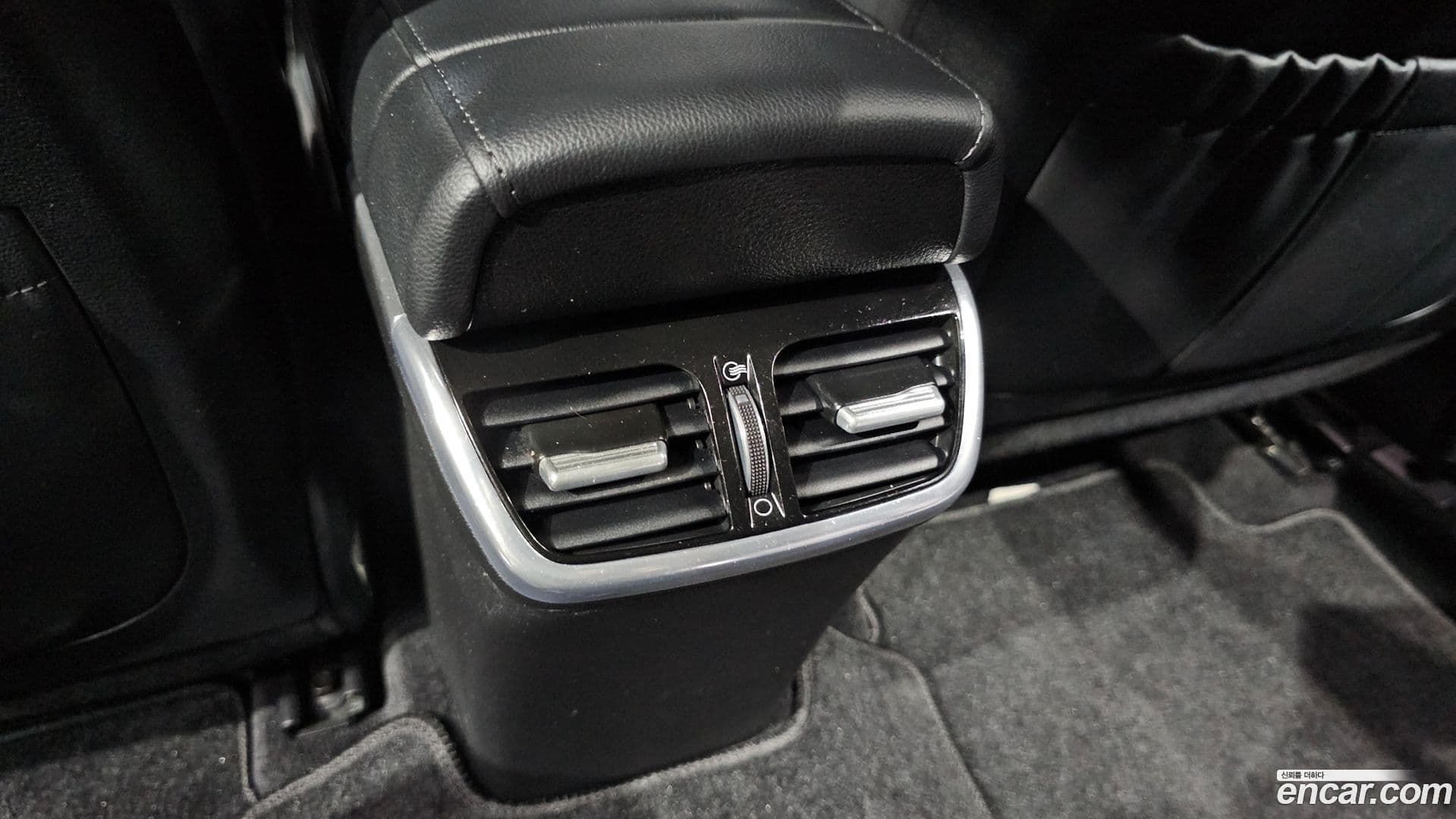 Main__Slider__Photo:Grandeur Hyundai 2021.2-28