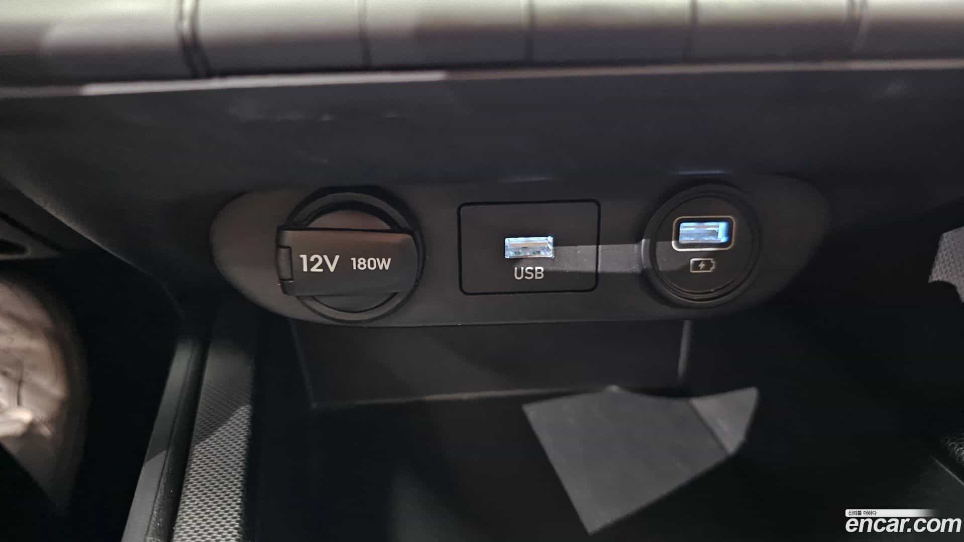 AVANTE Hyundai 2021.7-OPTION-045