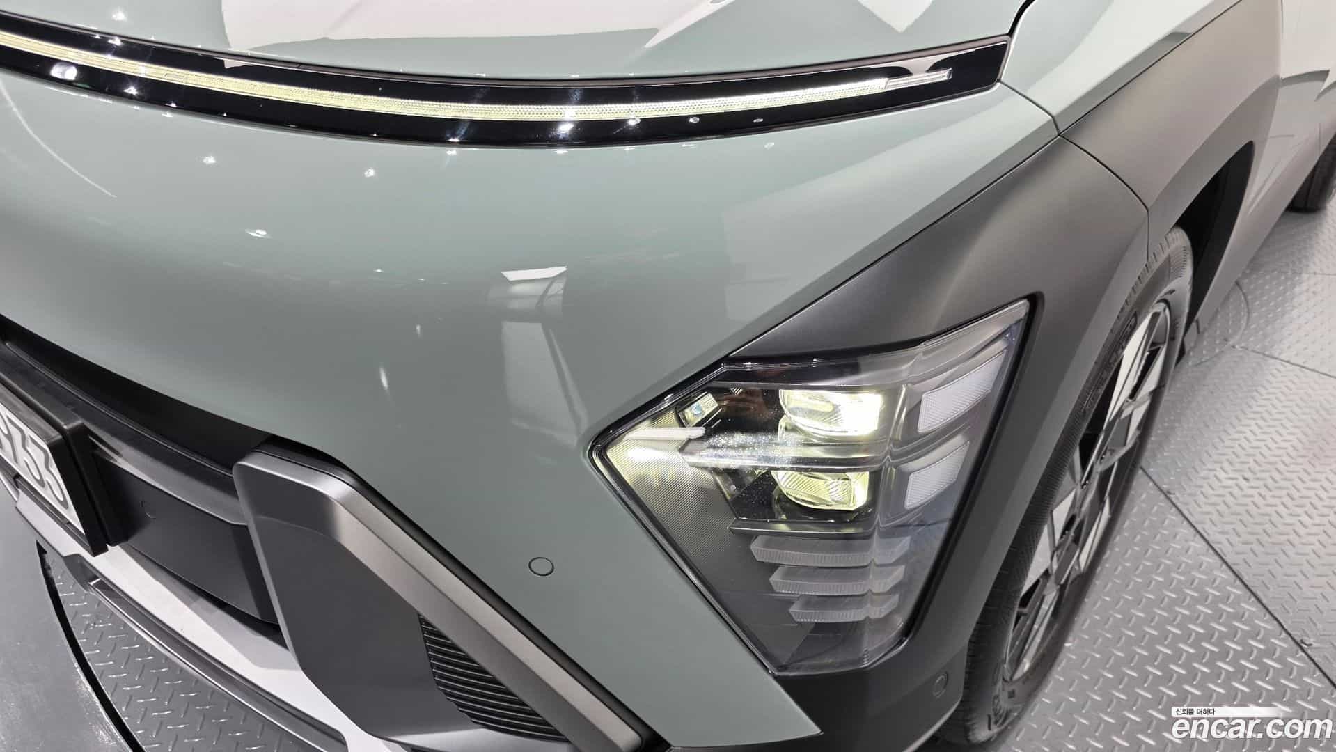 Kona Hyundai 2025.2-OUTER-032