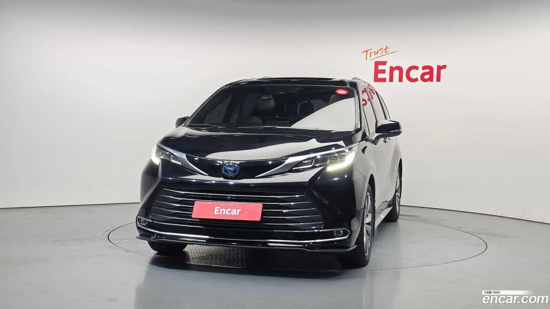 Sienna Toyota 2024.5-OUTER-003