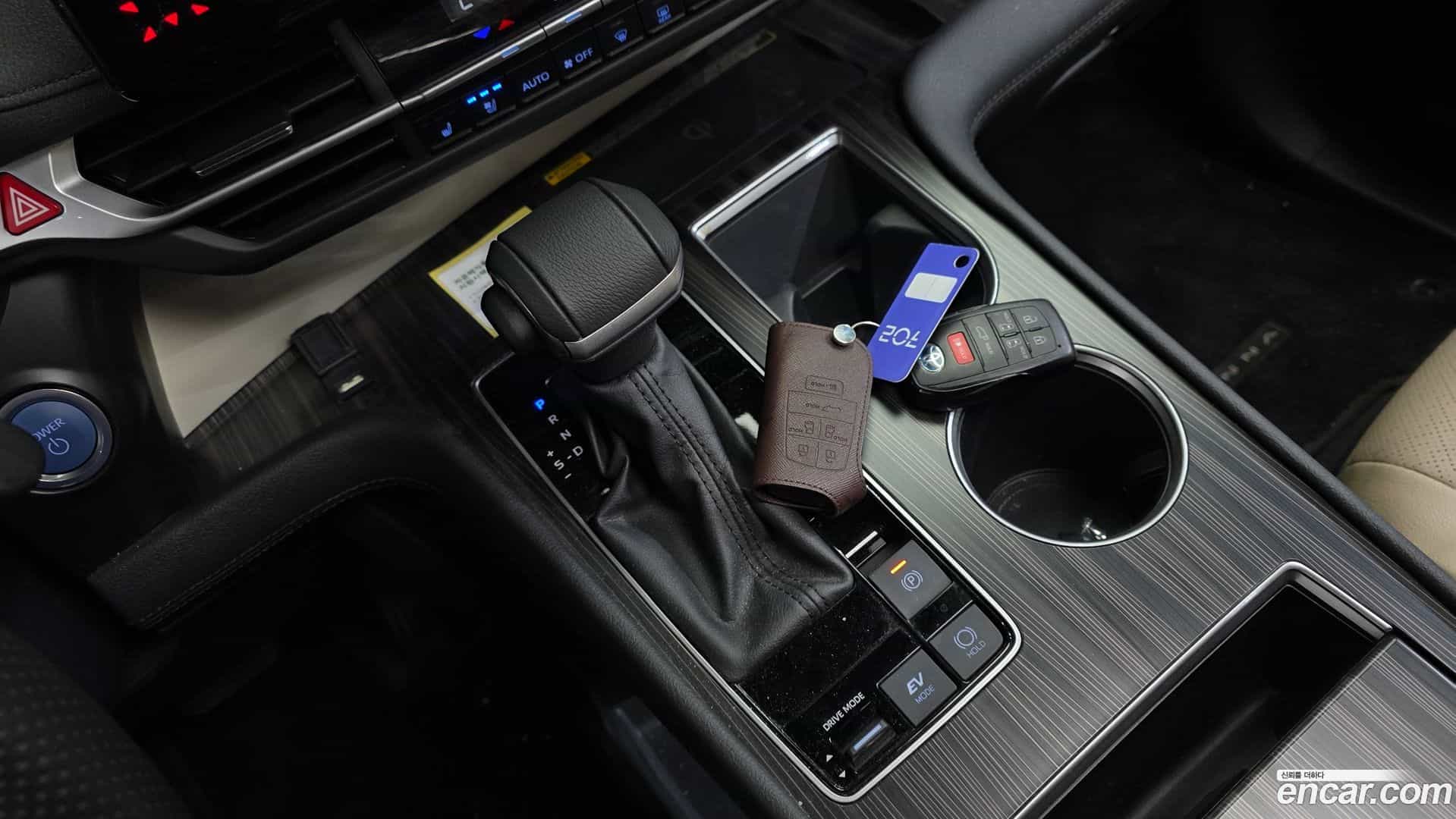 Sienna Toyota 2024.5-INNER-009