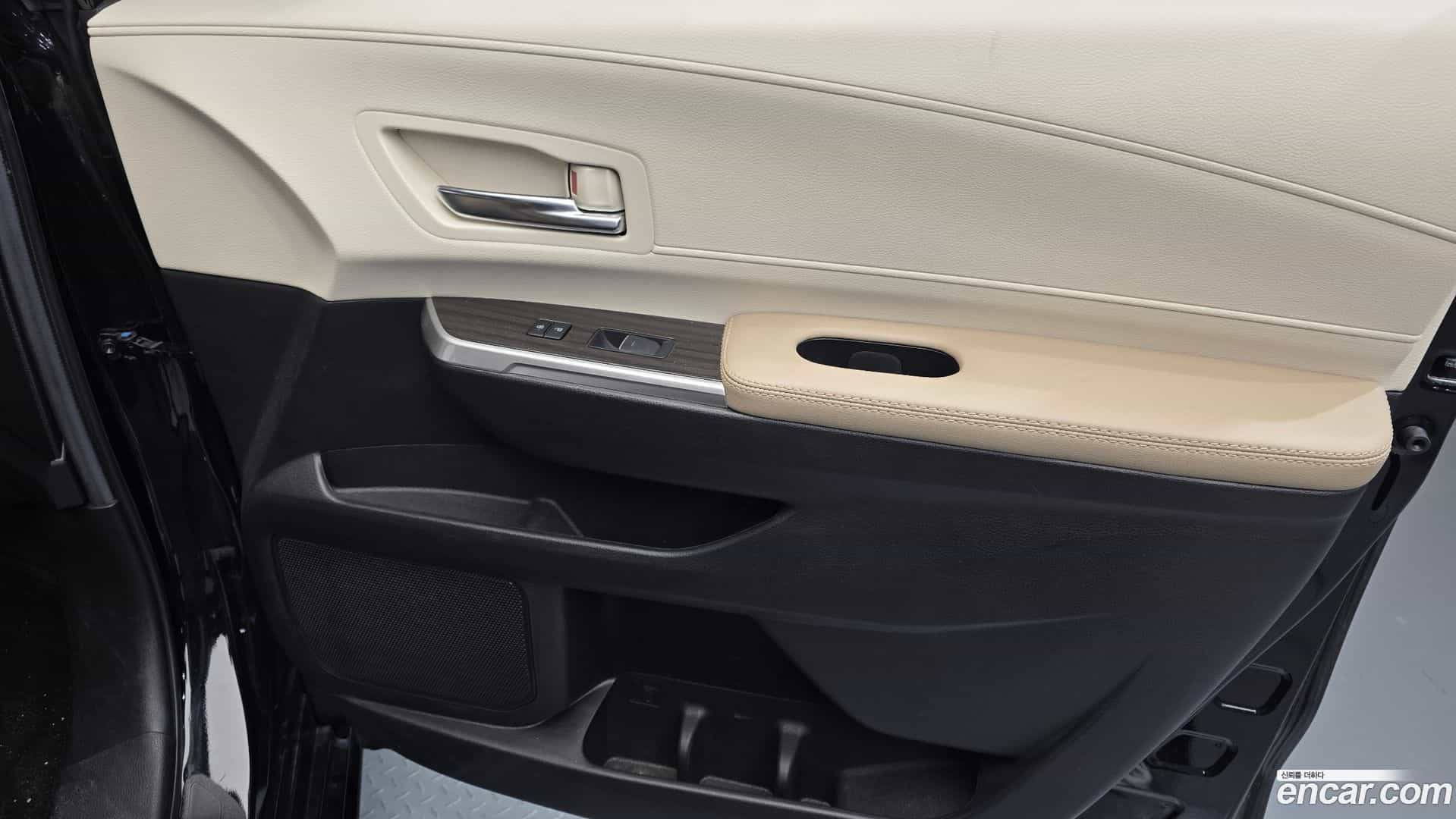 Sienna Toyota 2024.5-INNER-034