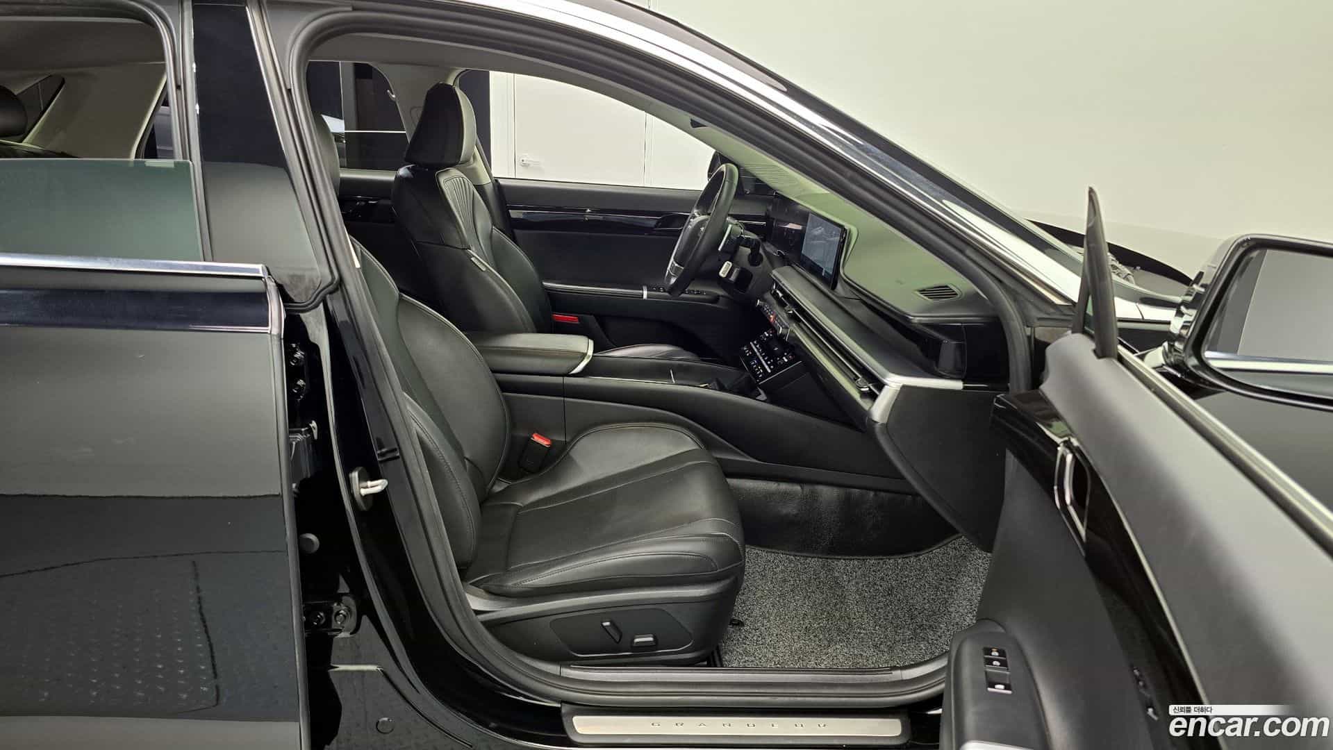 Grandeur Hyundai 2024.1-OPTION-015