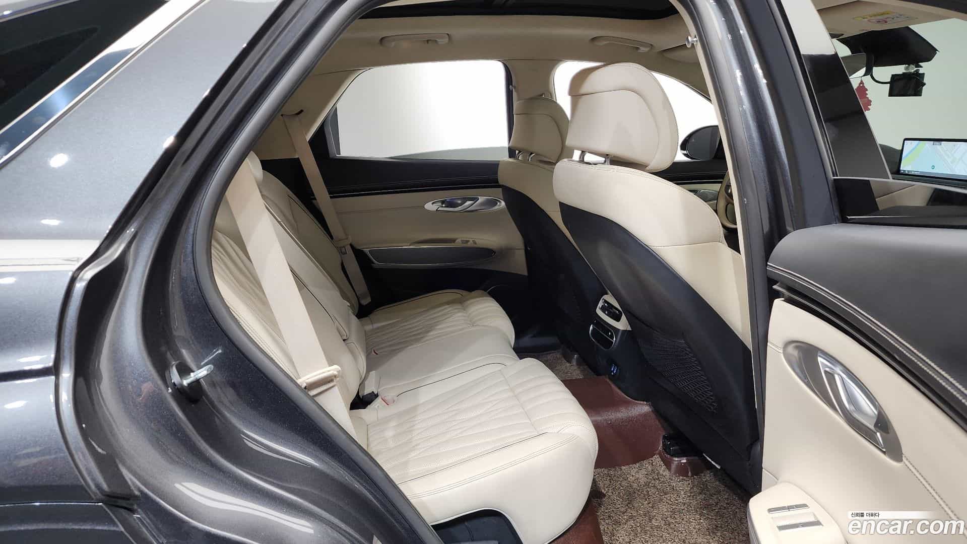 GV70 Genesis 2021.1-INNER-036