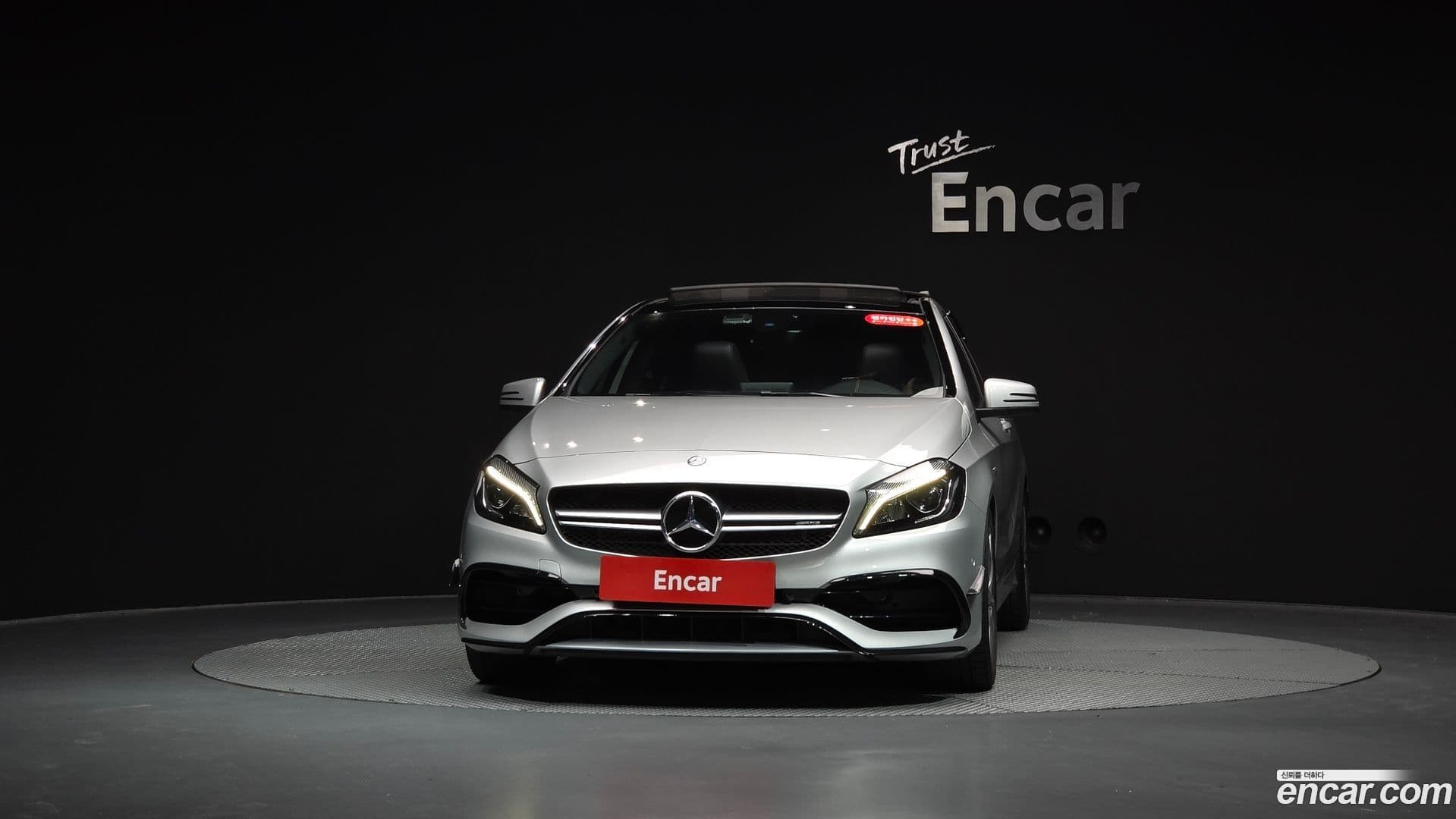 Main__Slider__Photo:A-Class Mercedes-Benz 2017.1-2