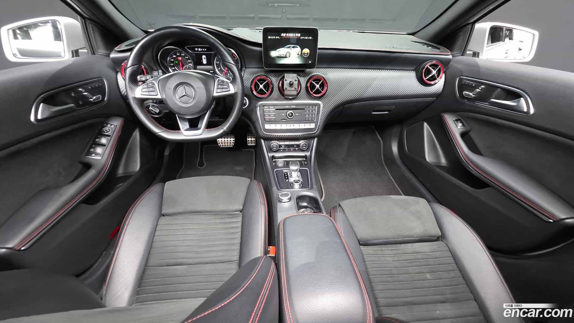 A-Class Mercedes-Benz 2017.1-INNER-007