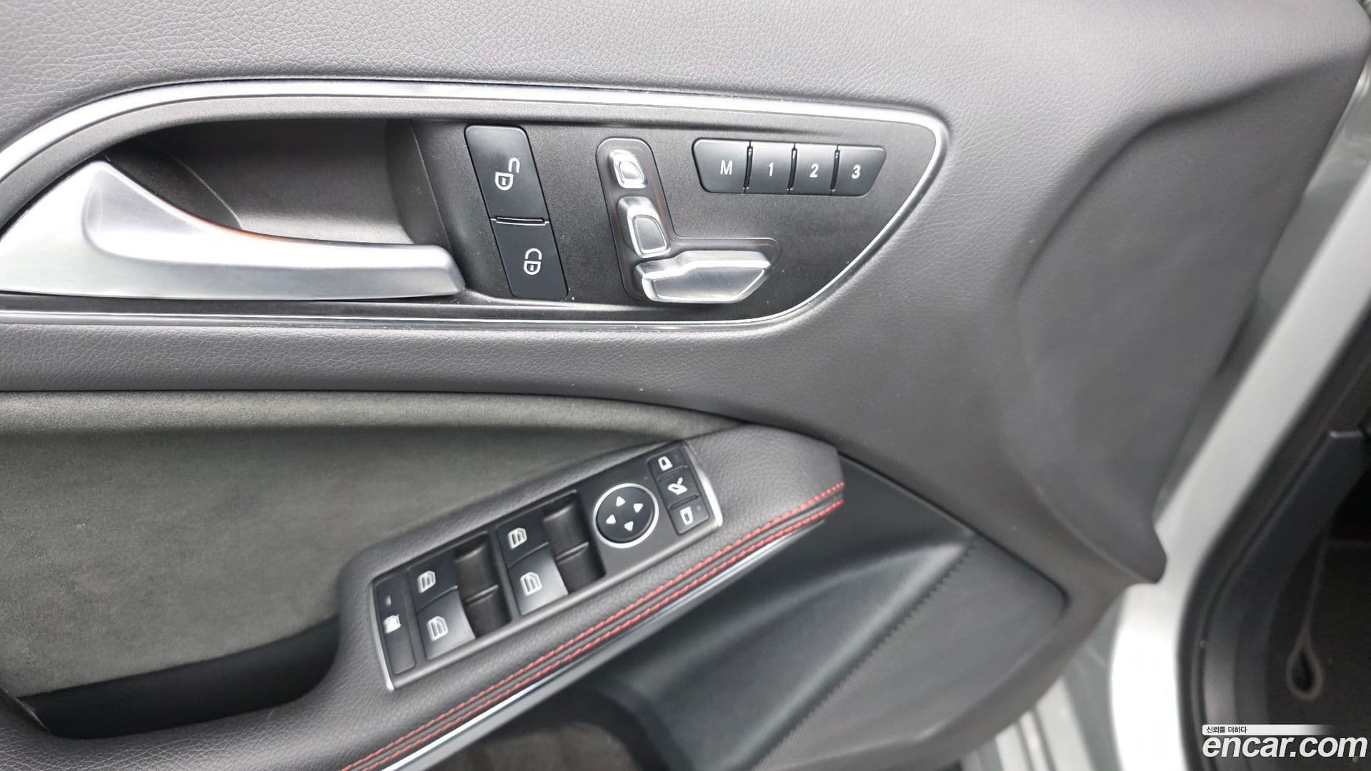 Main__Slider__Photo:A-Class Mercedes-Benz 2017.1-16