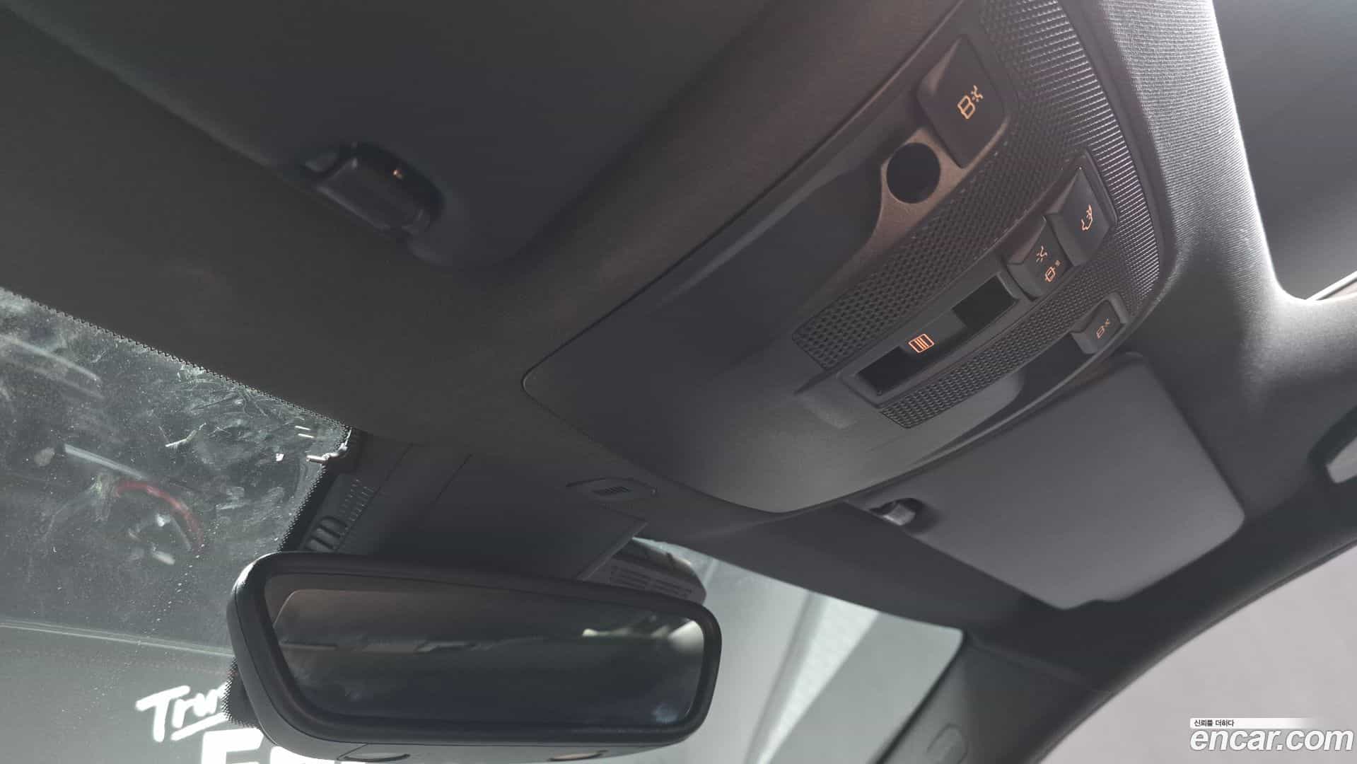 A-Class Mercedes-Benz 2017.1-OPTION-043