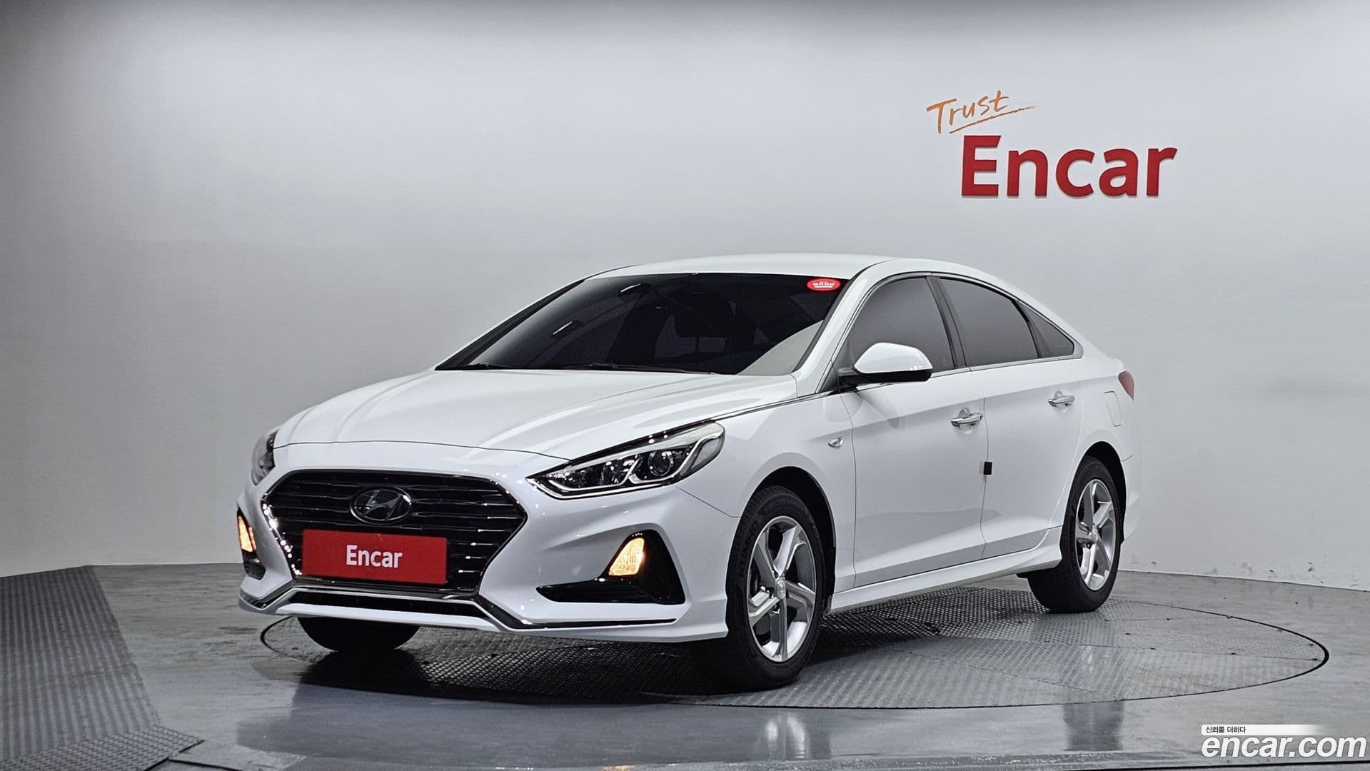 Main__Slider__Photo:Sonata Hyundai 2019.3-0