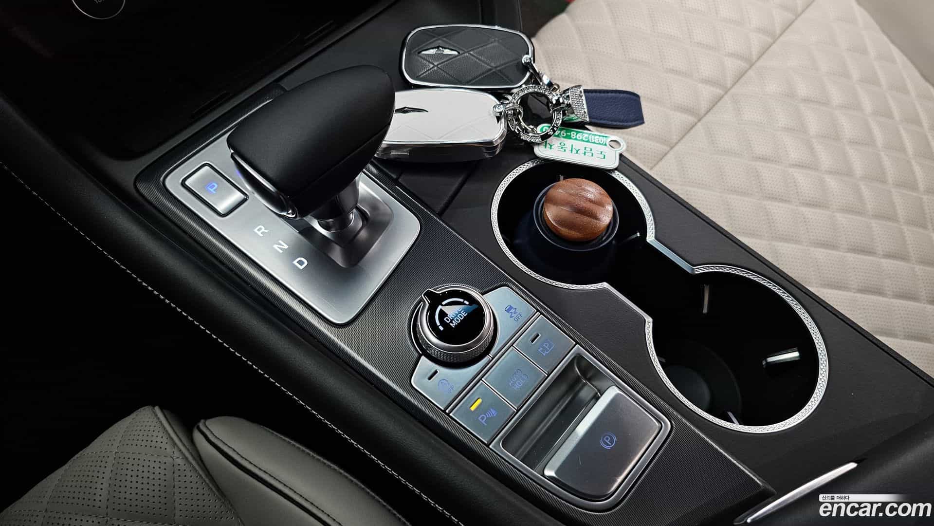 G70 Genesis 2023.6-INNER-009